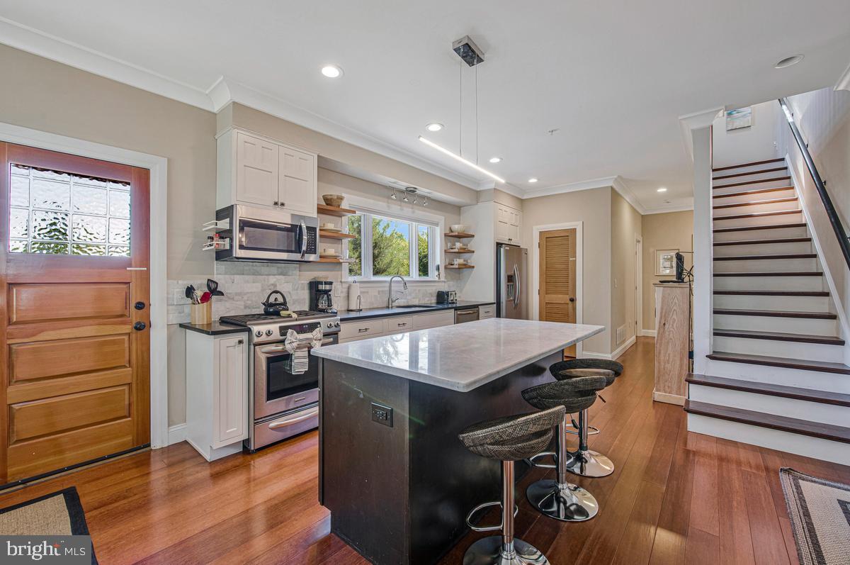 EASTPORT - Residential