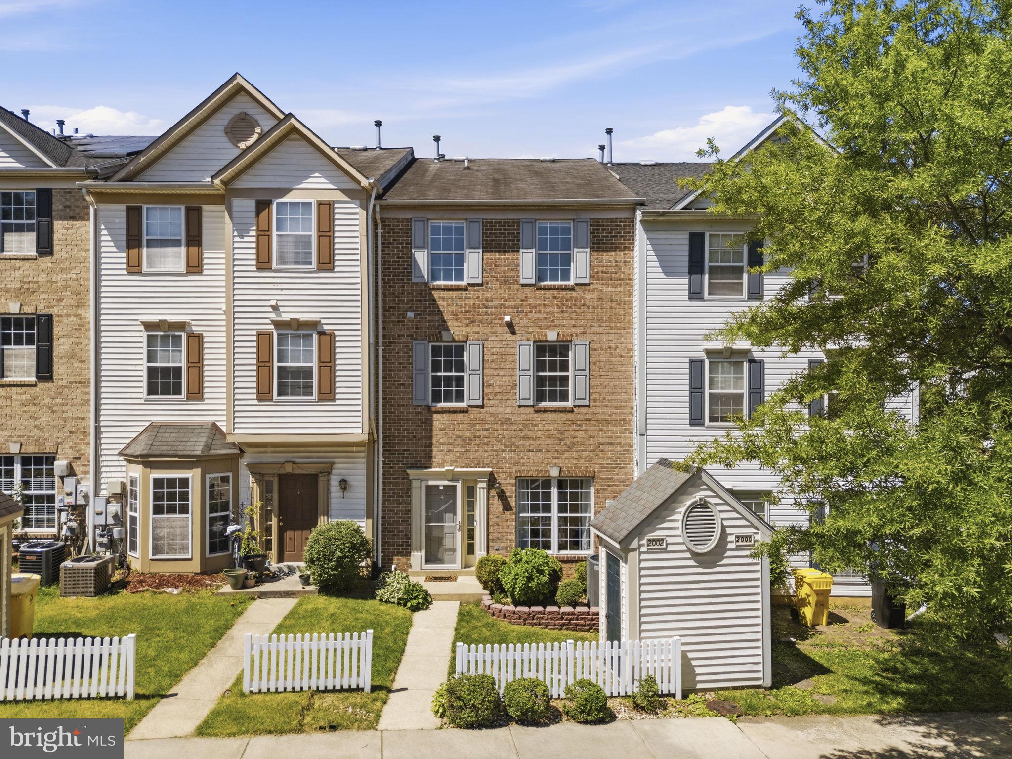SEVEN OAKS - Residential