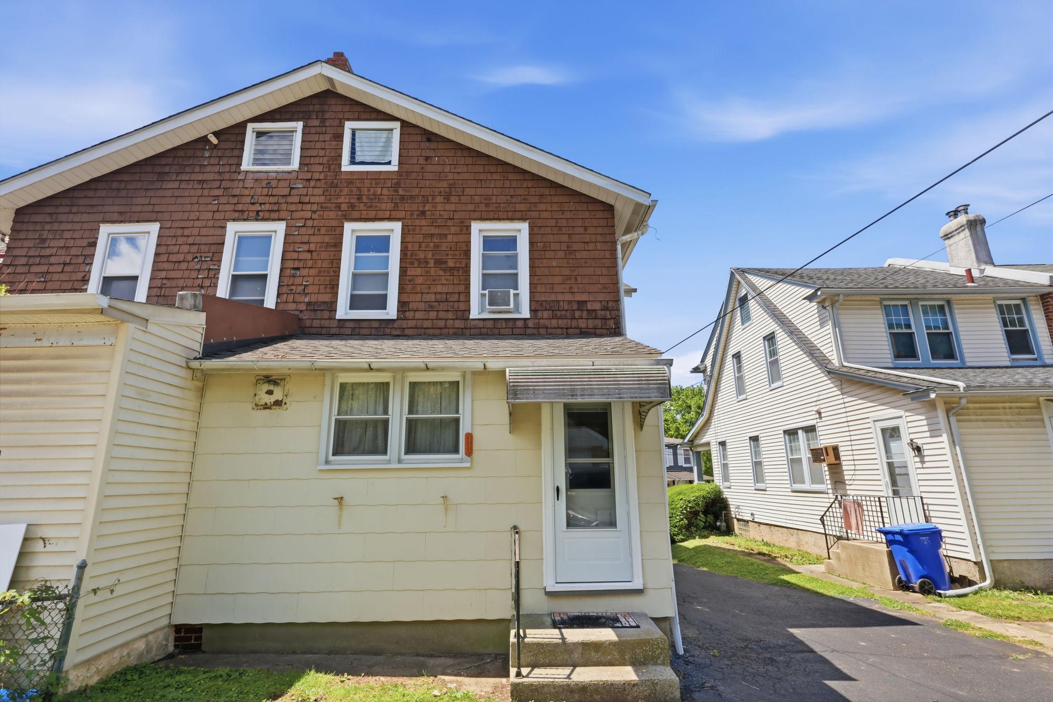 CHELTENHAM VIL - Residential