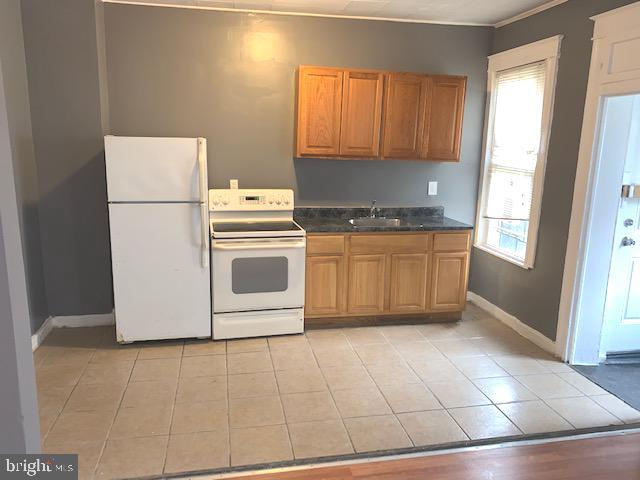 EDMONDSON VIILLAGE - Residential Lease