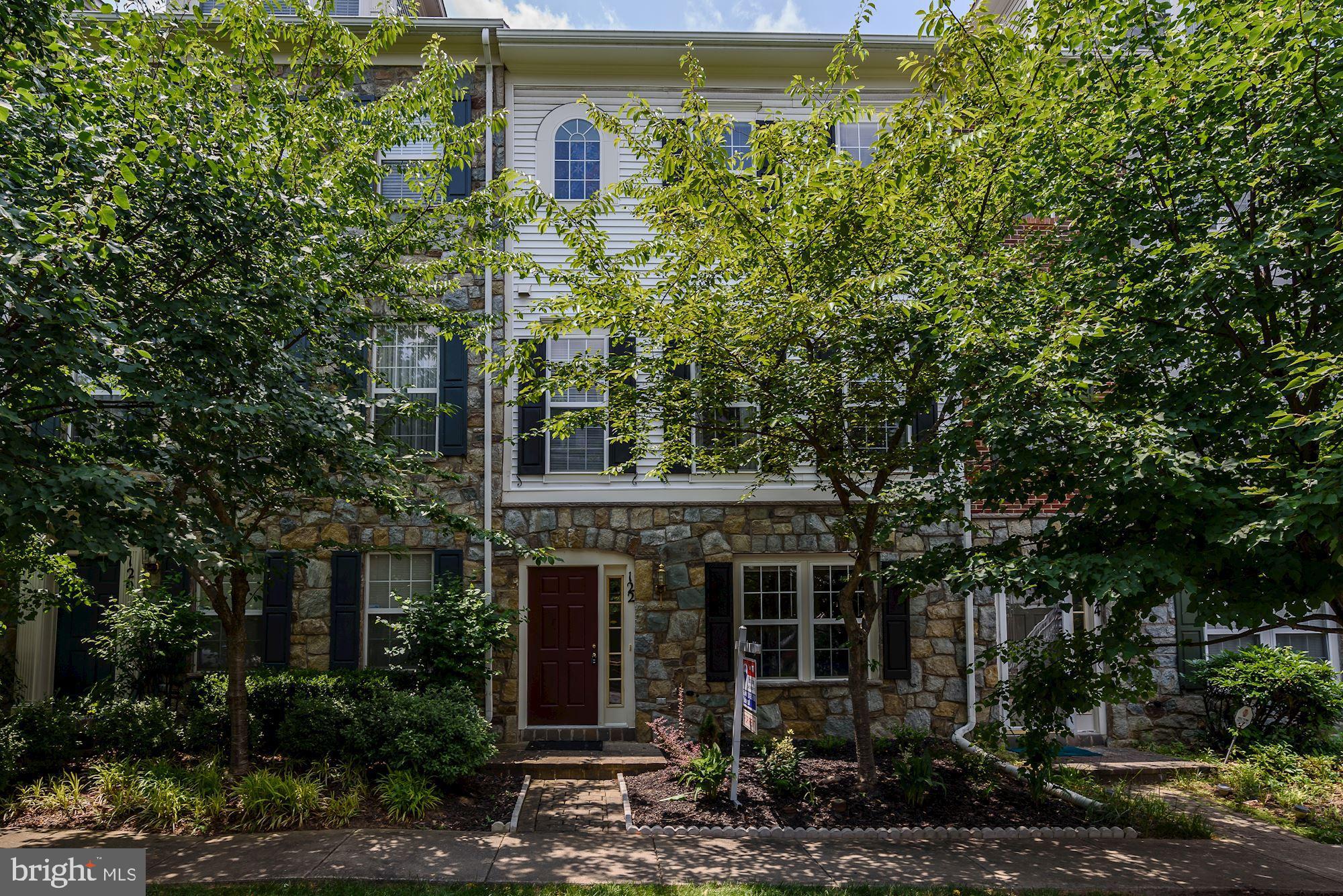 KING FARM - Residential Lease