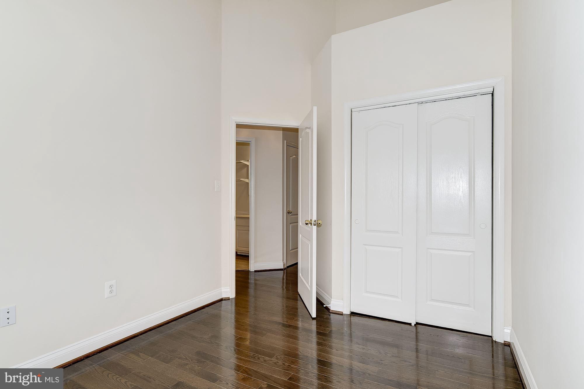 KING FARM - Residential Lease
