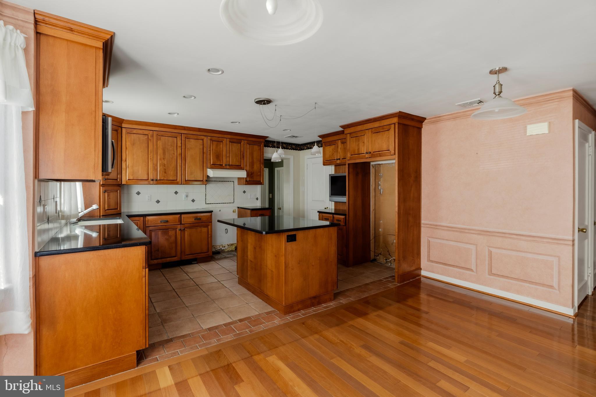 WOODLAND MEADOWS - Residential