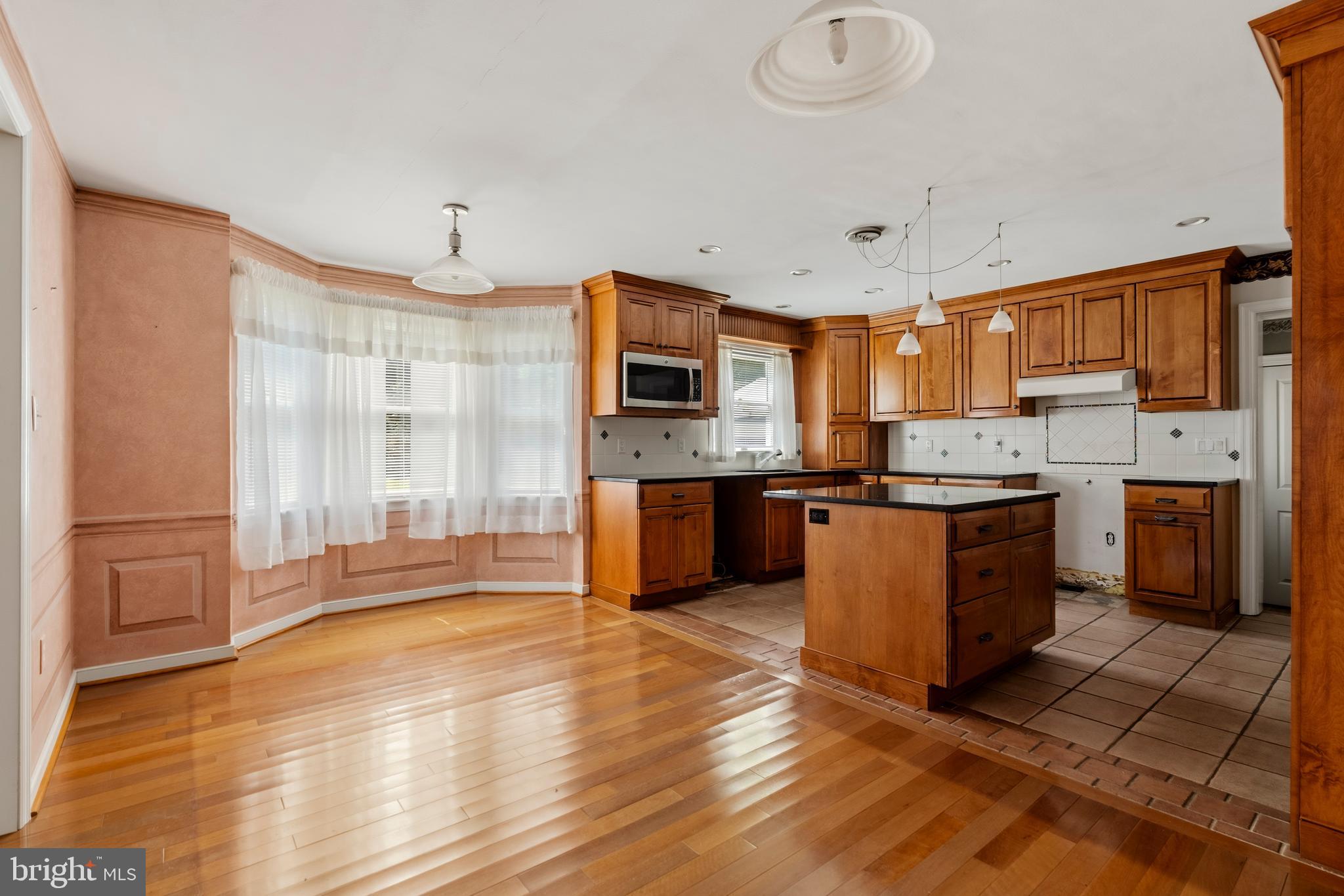 WOODLAND MEADOWS - Residential