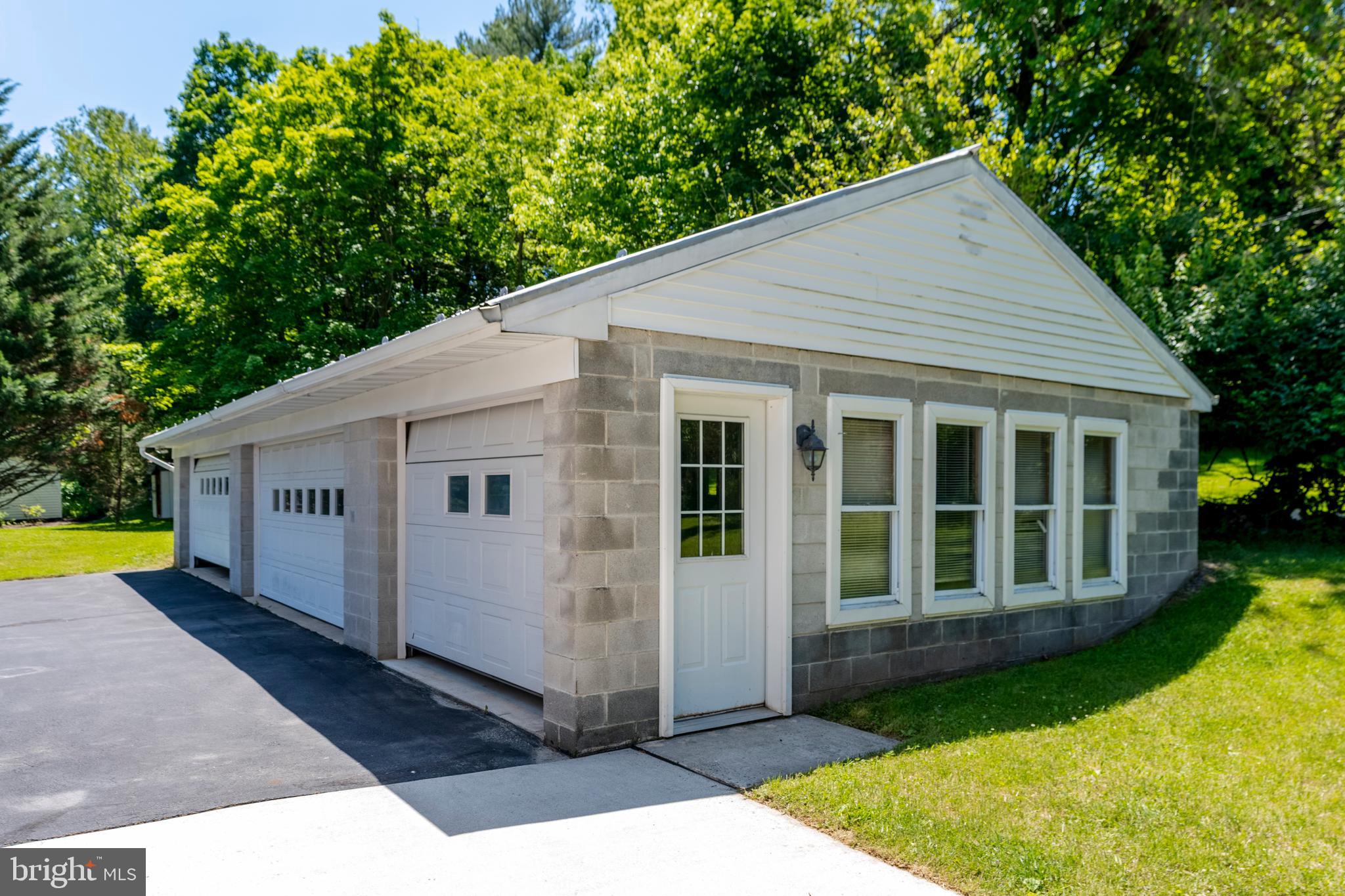 WOODLAND MEADOWS - Residential