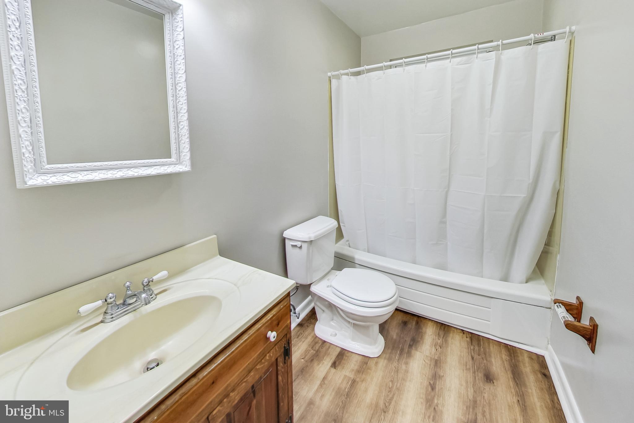 BERWYN PARK - Residential