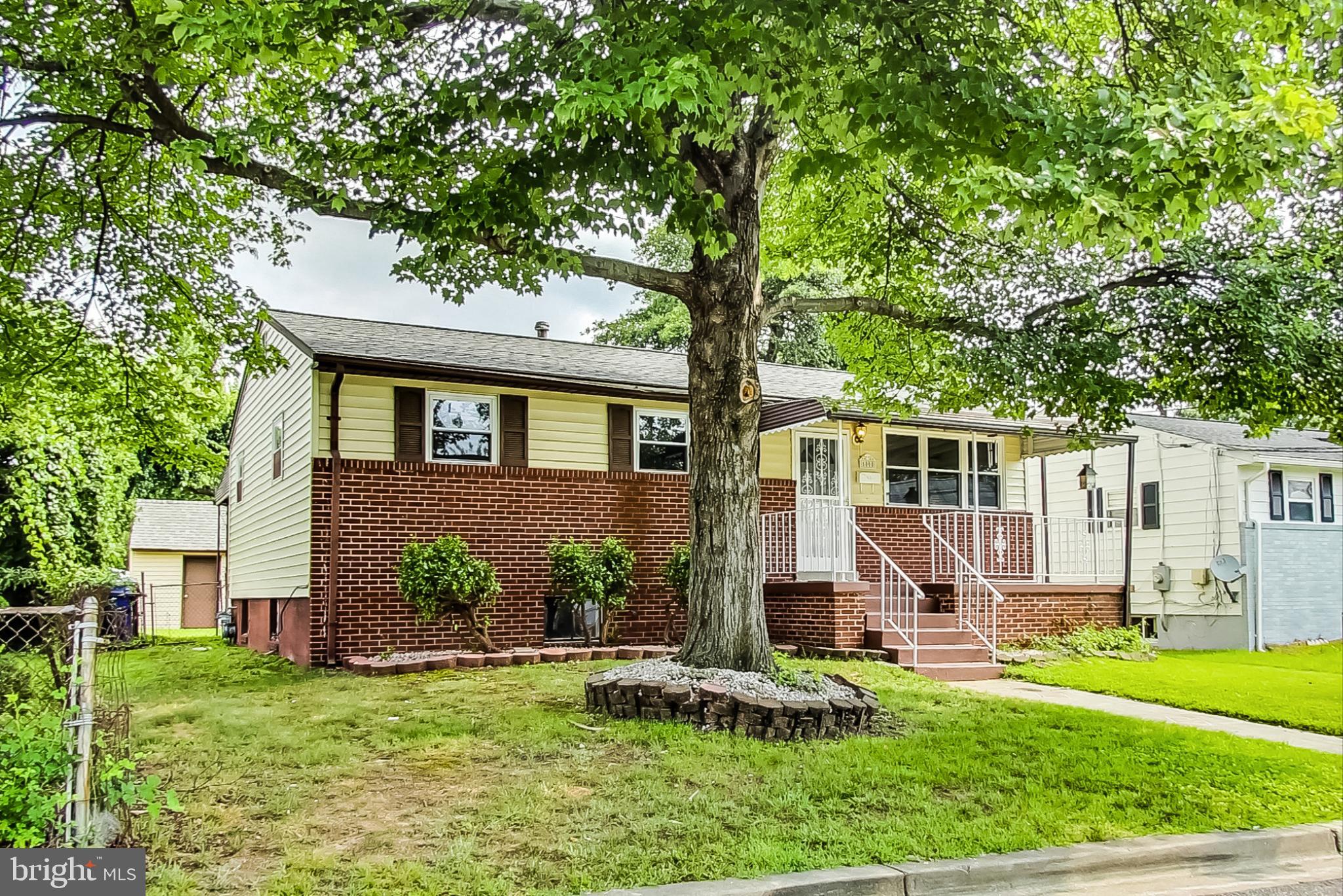 BERWYN PARK - Residential