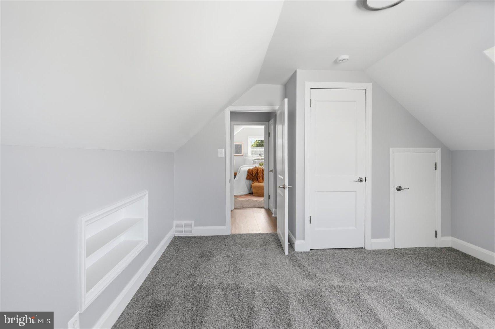 GLEN GARDENS - Residential