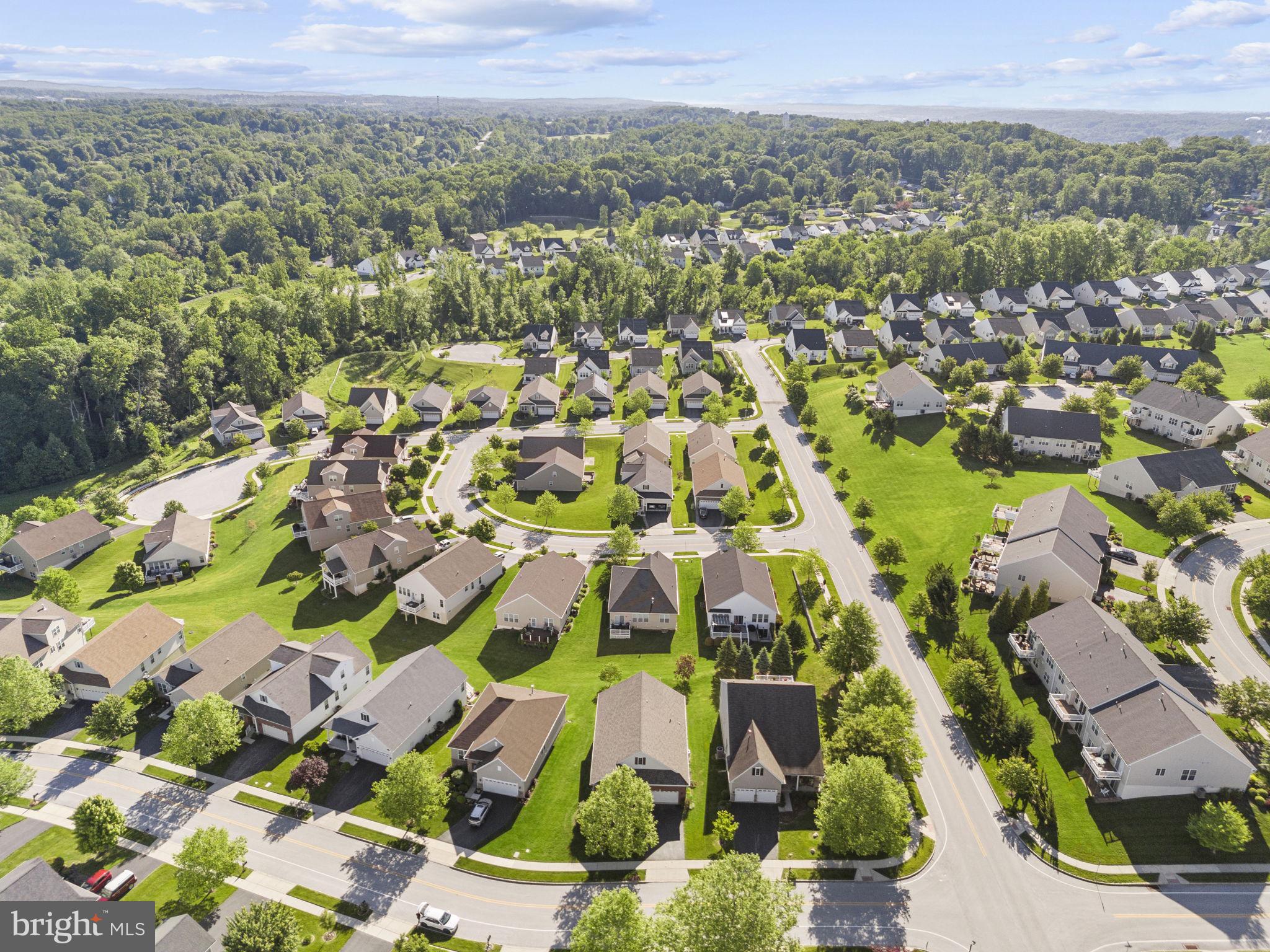 VILLAGES AT HILLVIEW - Residential