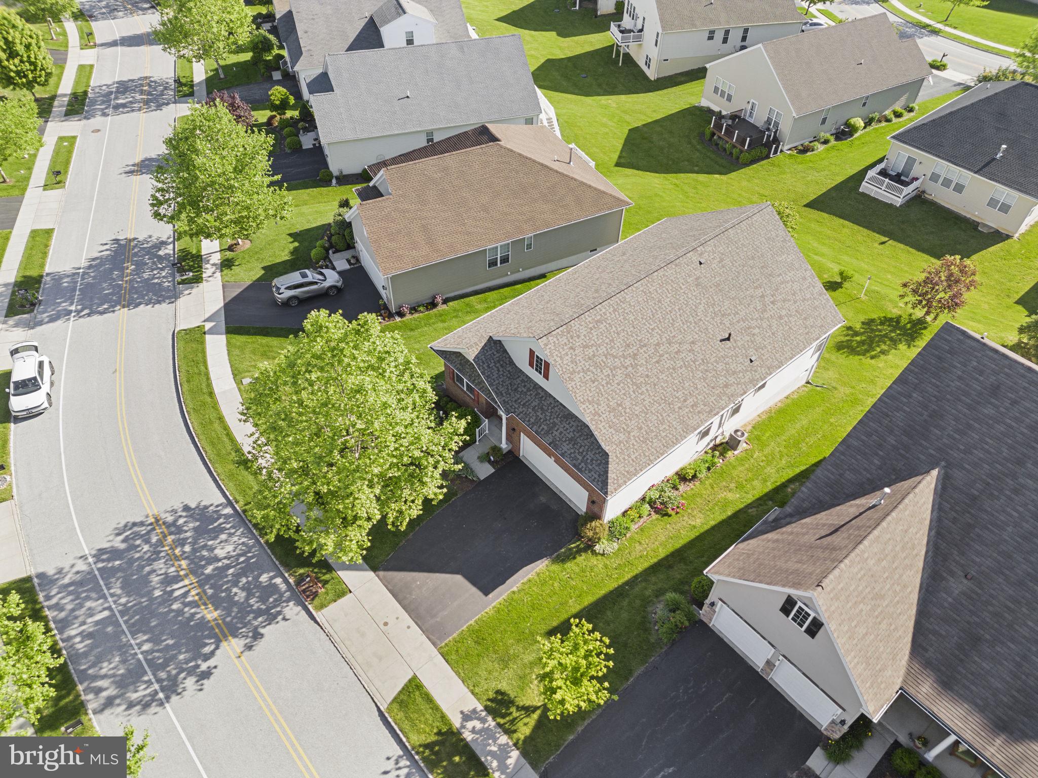 VILLAGES AT HILLVIEW - Residential