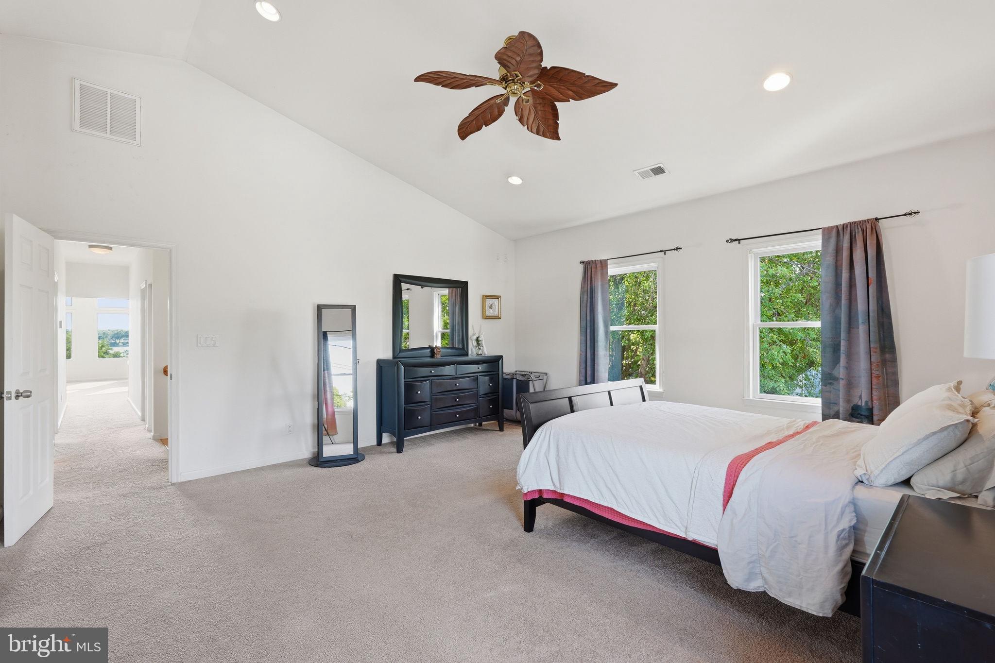 SUNSET BEACH - Residential