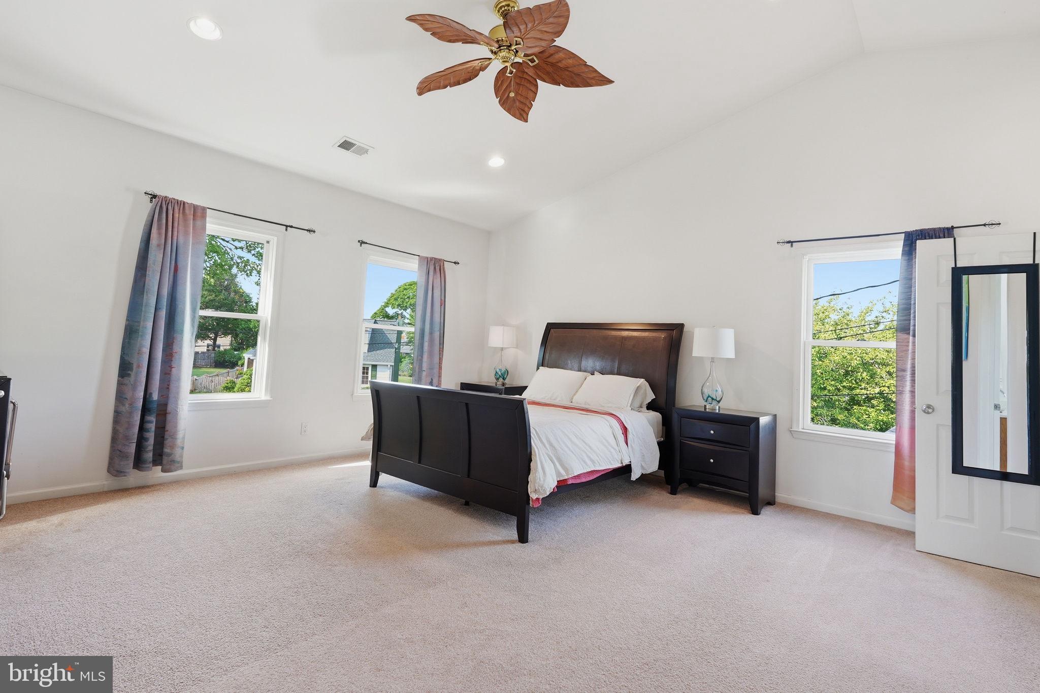 SUNSET BEACH - Residential
