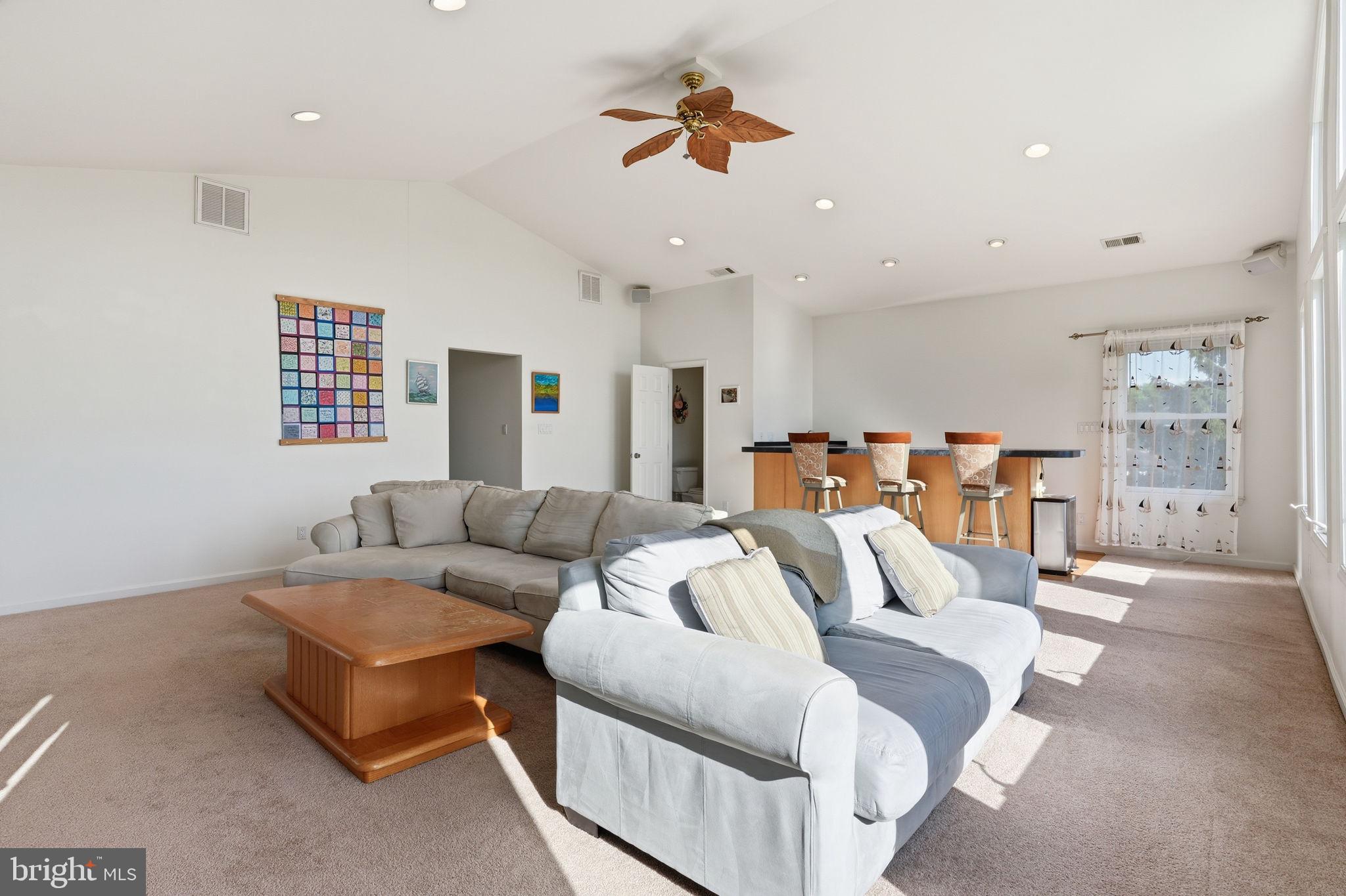SUNSET BEACH - Residential