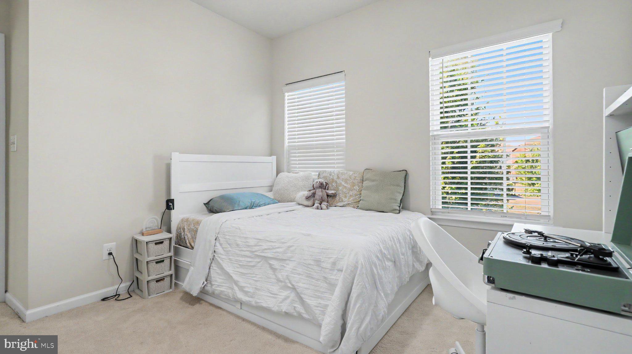 GROVE AT WILLOWSFORD - Residential