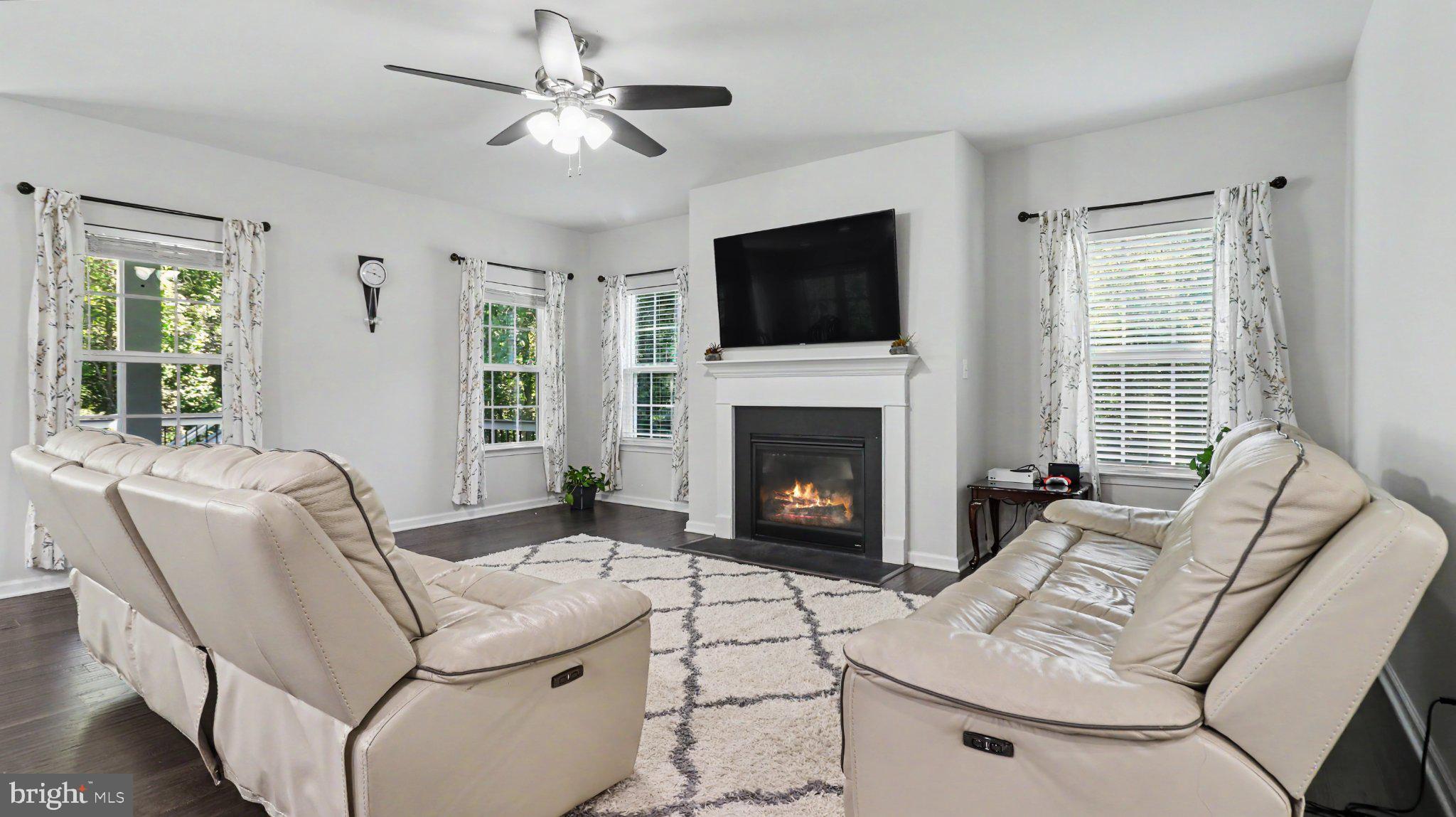 GROVE AT WILLOWSFORD - Residential