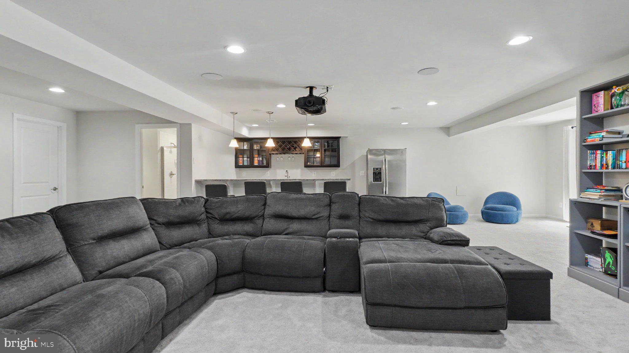 GROVE AT WILLOWSFORD - Residential