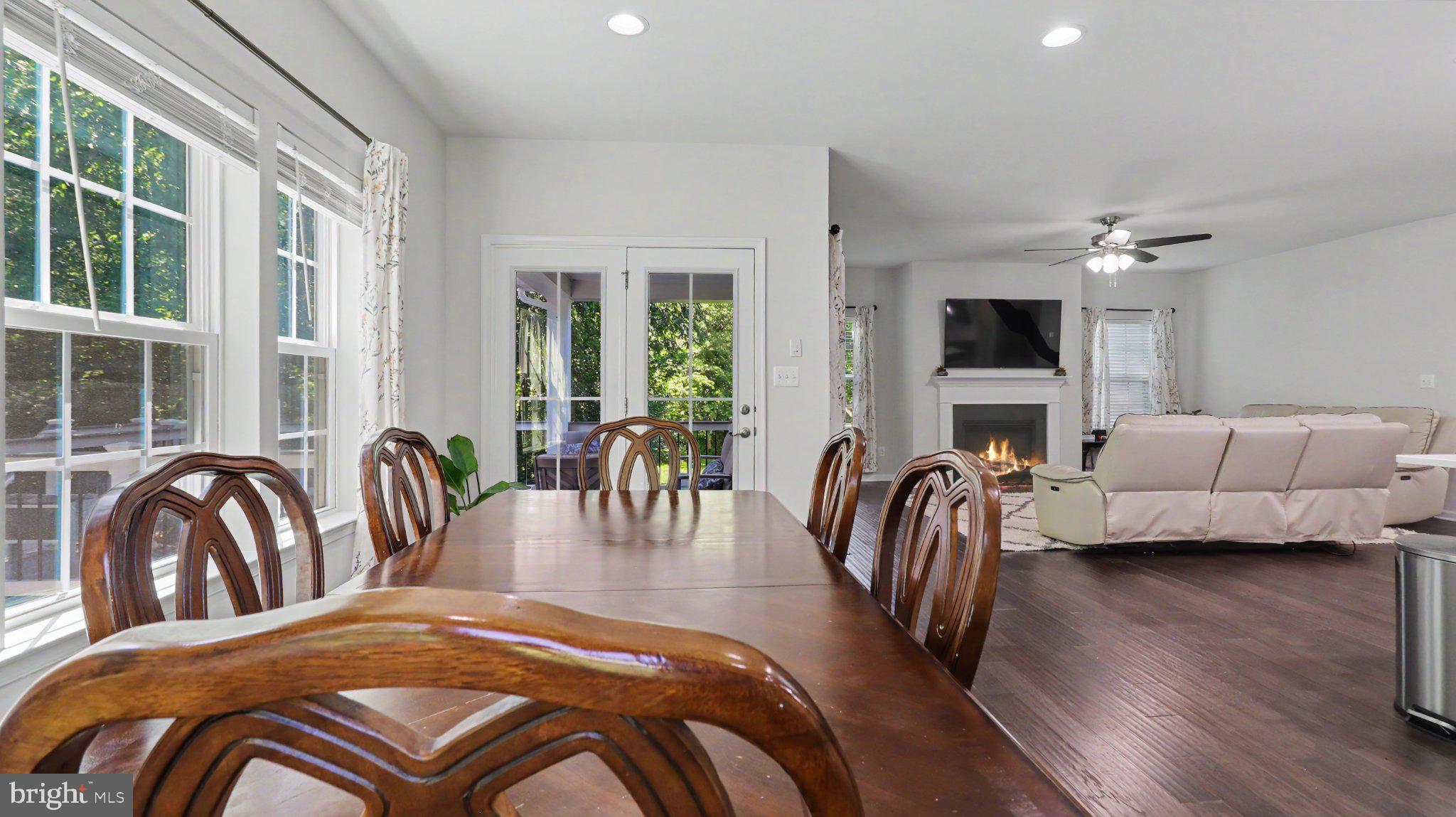 GROVE AT WILLOWSFORD - Residential
