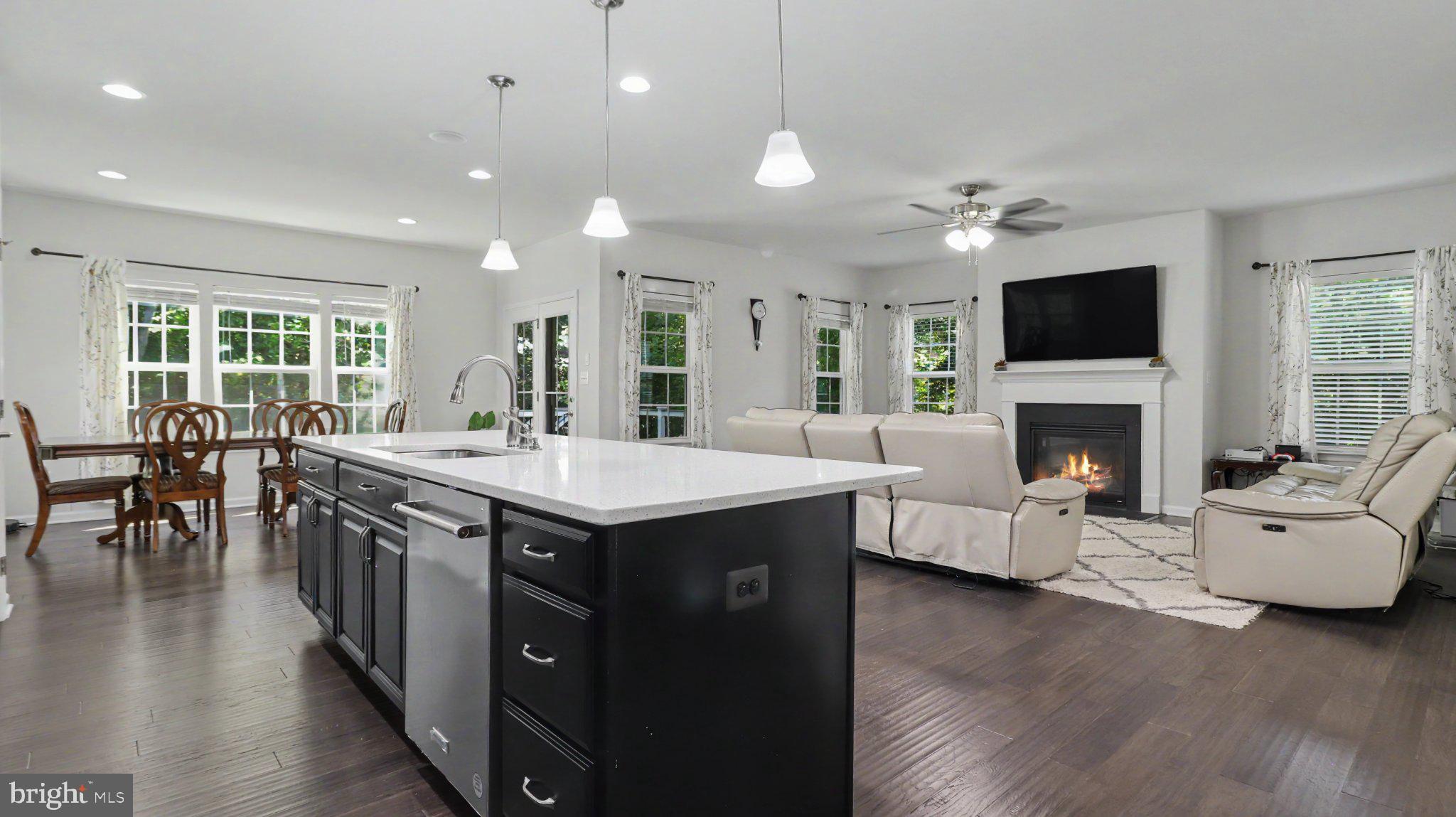 GROVE AT WILLOWSFORD - Residential