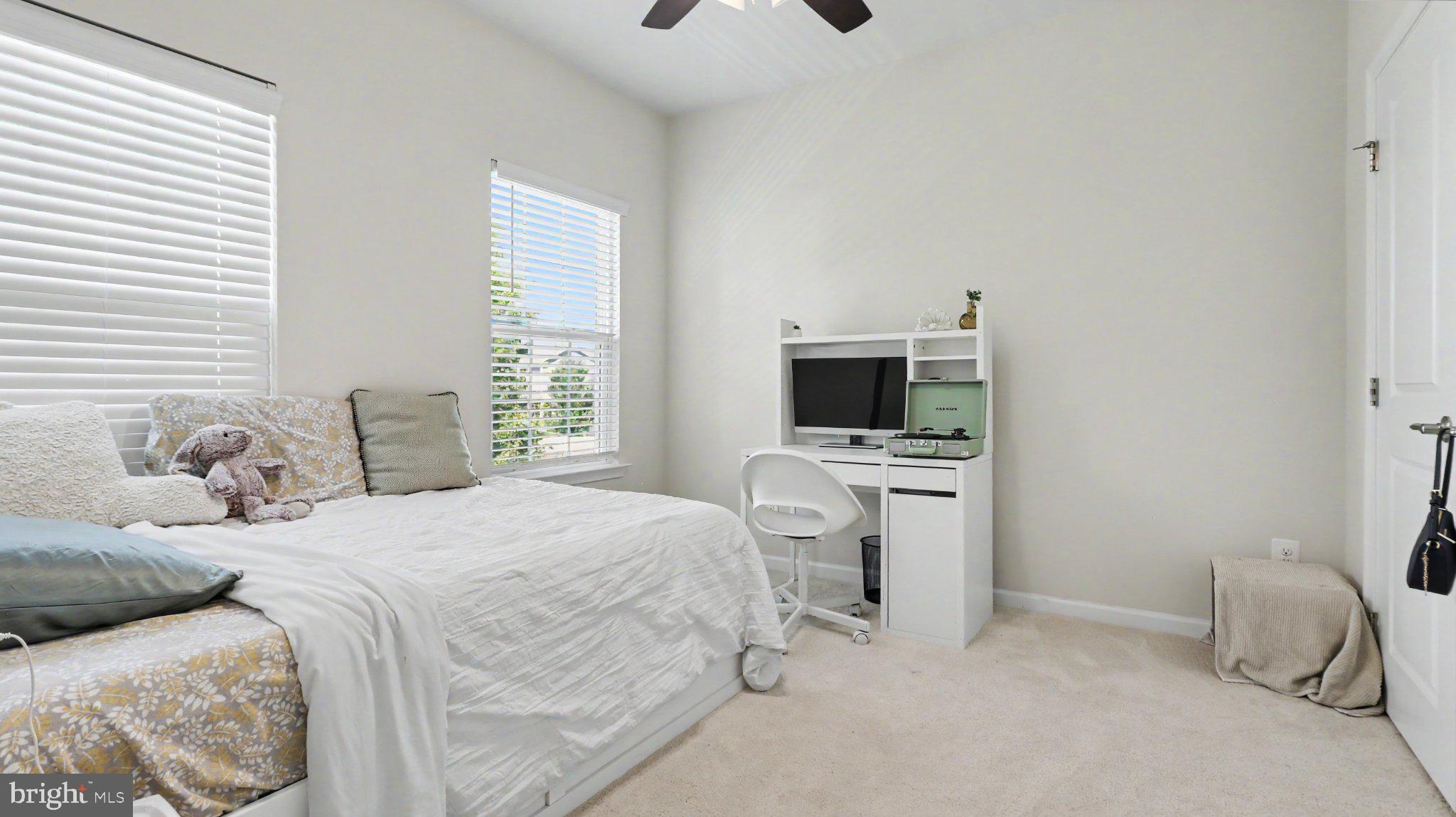 GROVE AT WILLOWSFORD - Residential