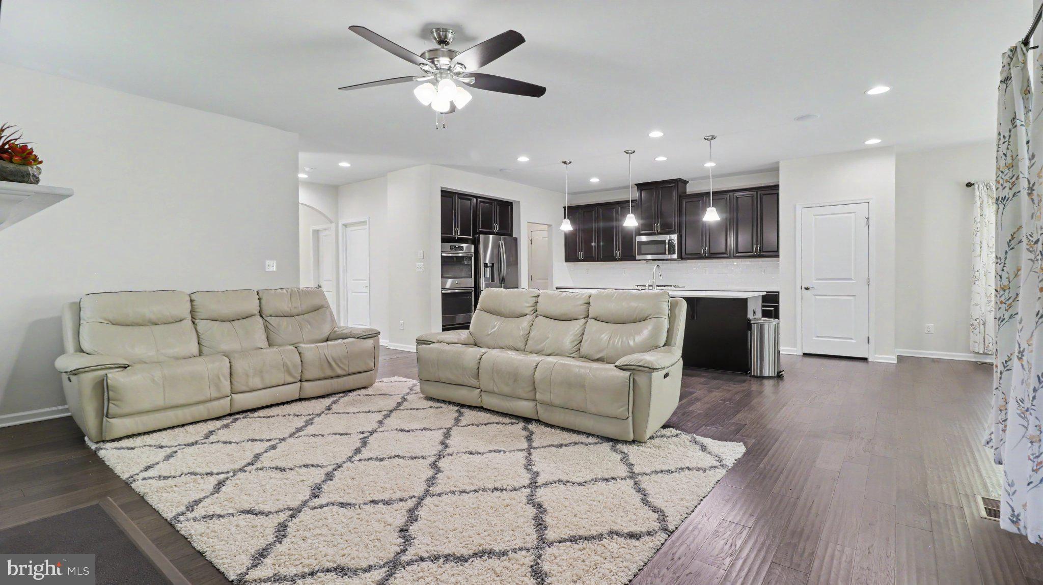 GROVE AT WILLOWSFORD - Residential