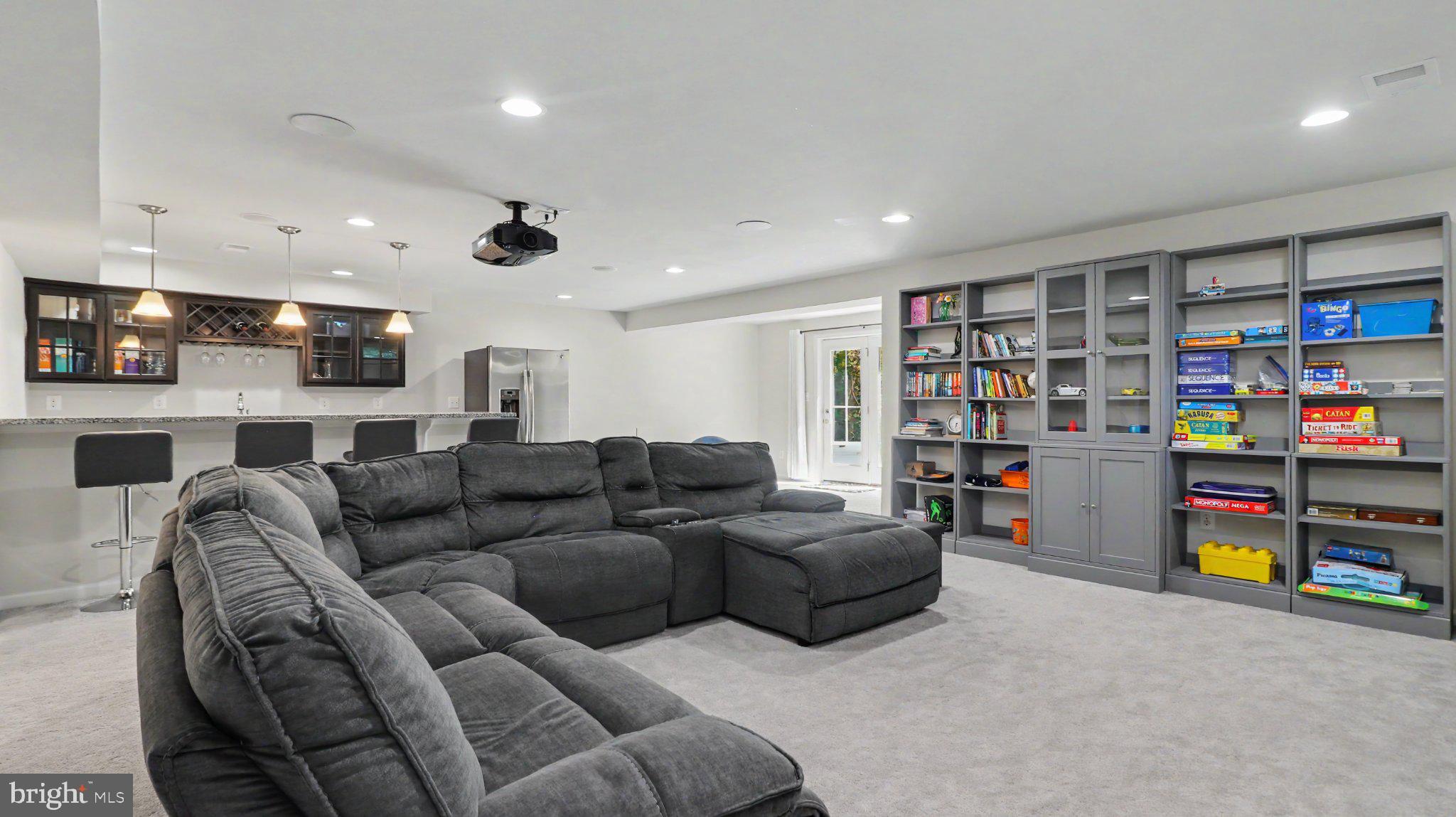 GROVE AT WILLOWSFORD - Residential