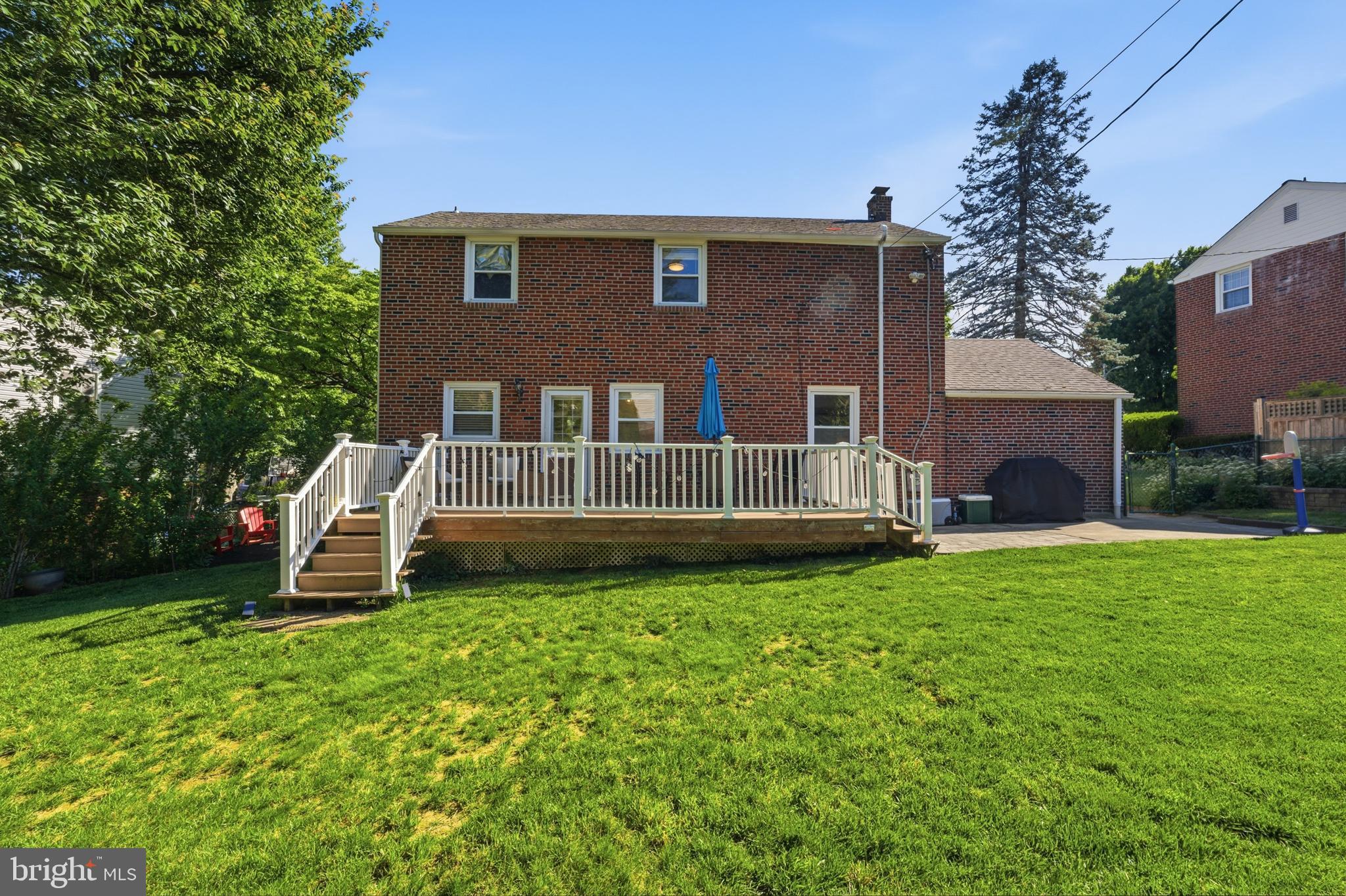 LYNNEWOOD GDNS - Residential