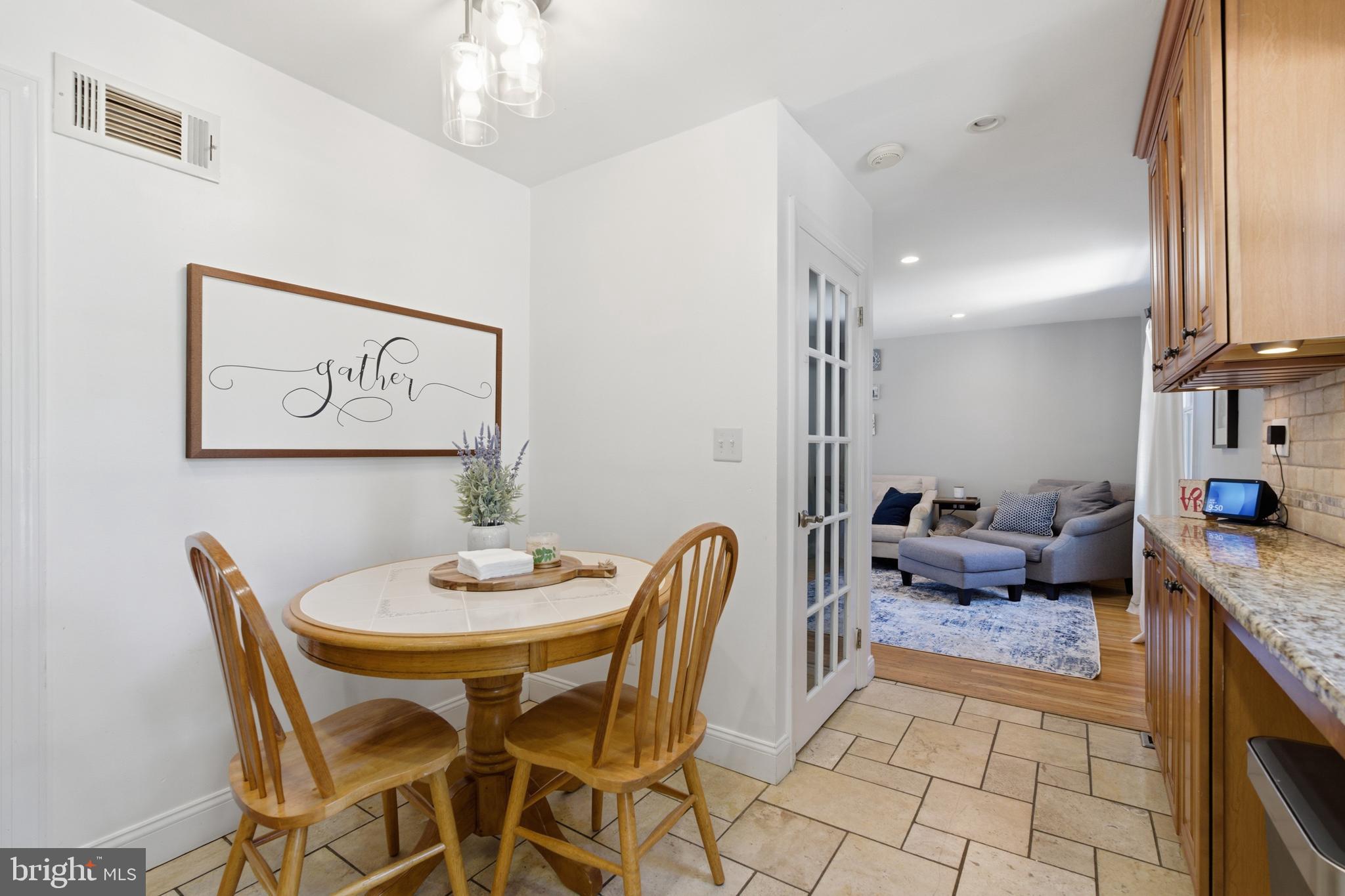 LYNNEWOOD GDNS - Residential