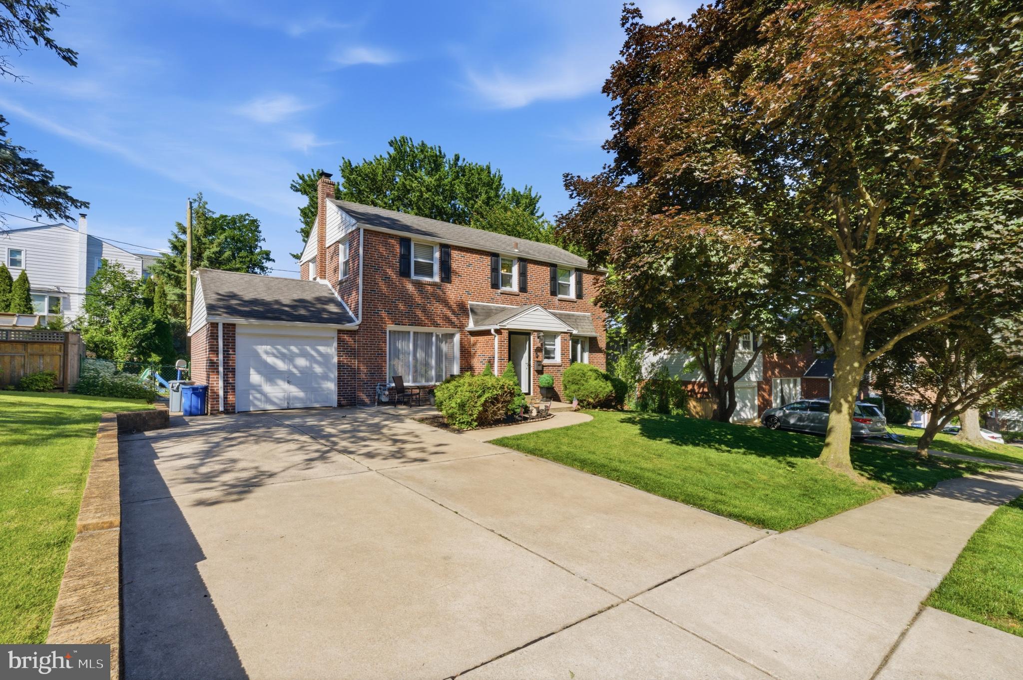 LYNNEWOOD GDNS - Residential