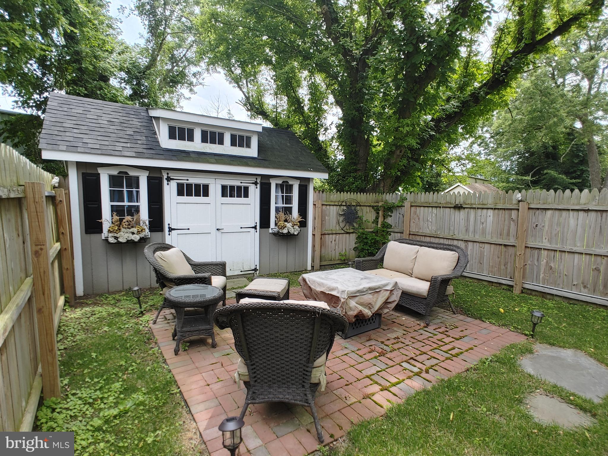 EASTON - Residential