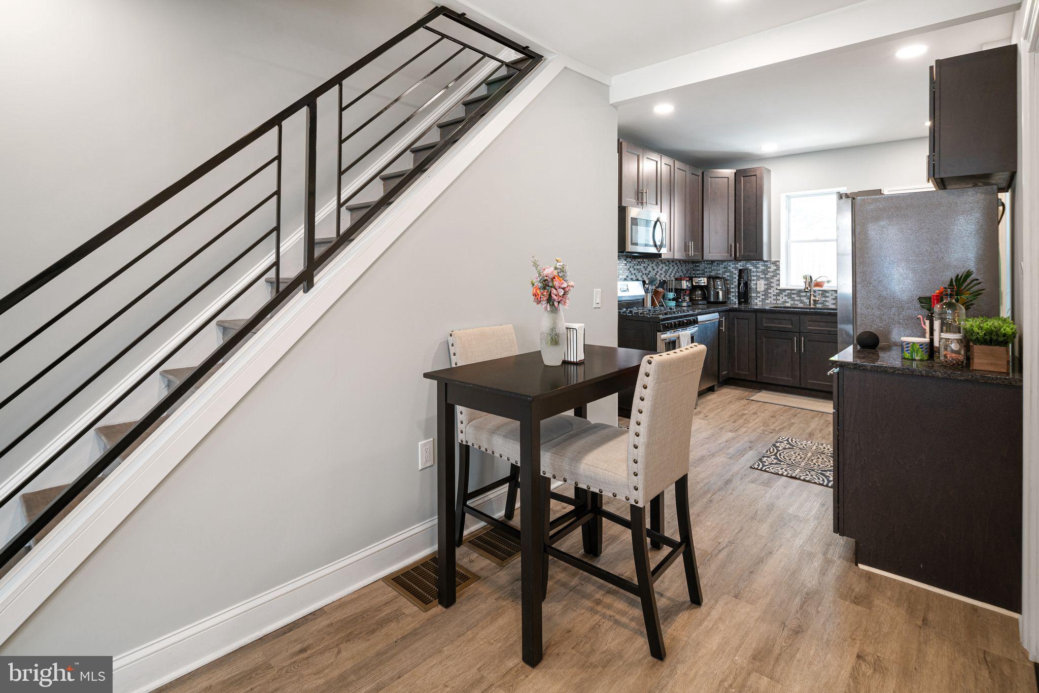 POINT BREEZE - Residential
