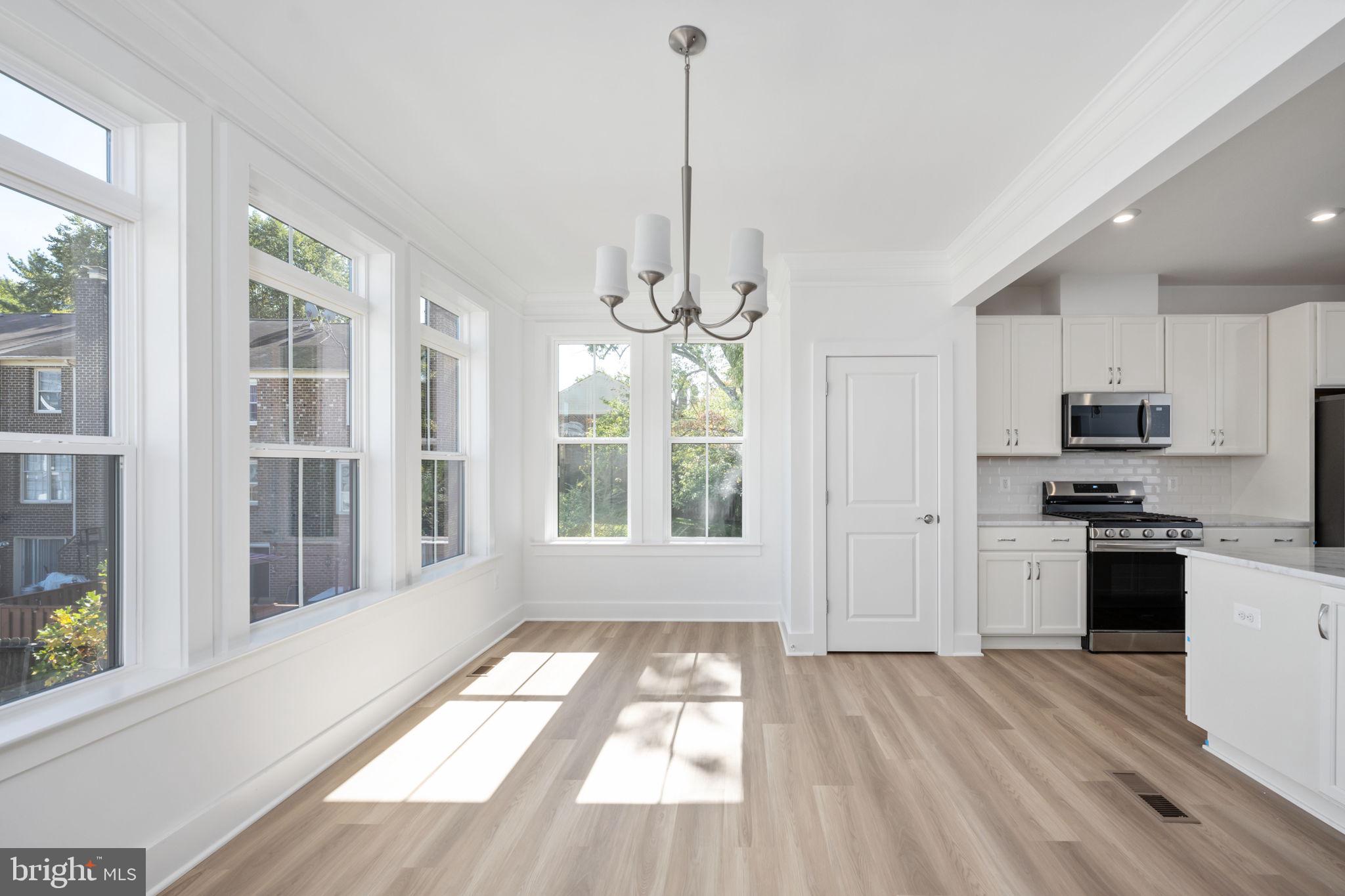TOWNES AT LITTLE RIVER CROSSING - Residential