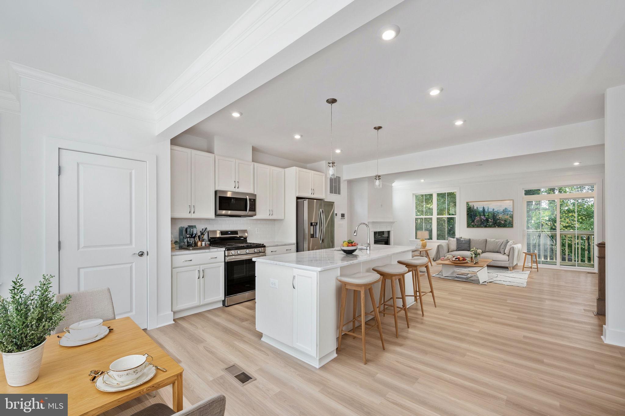 TOWNES AT LITTLE RIVER CROSSING - Residential
