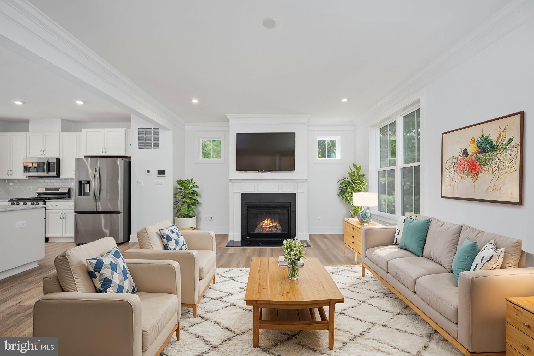 TOWNES AT LITTLE RIVER CROSSING - Residential