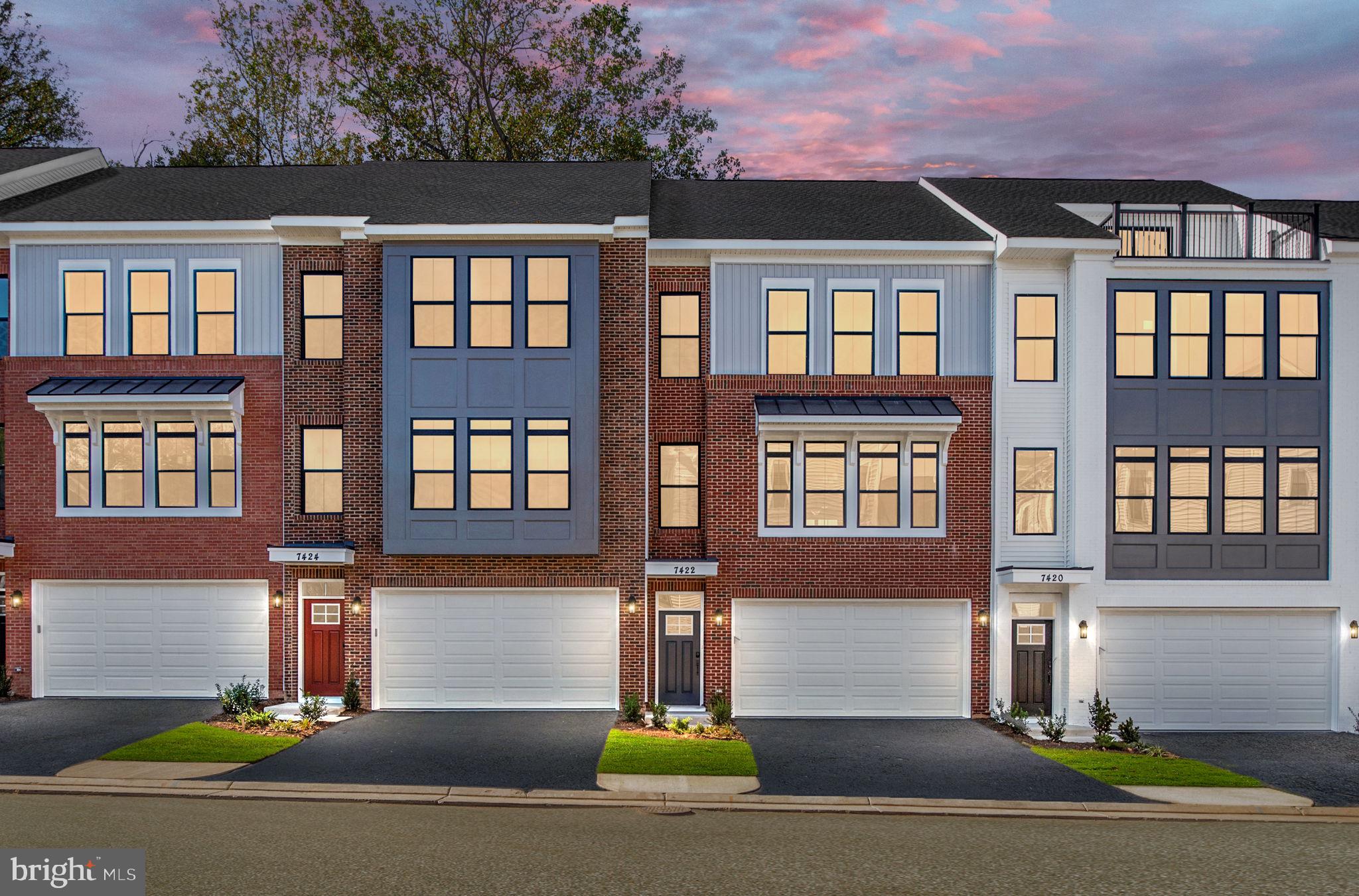 TOWNES AT LITTLE RIVER CROSSING - Residential