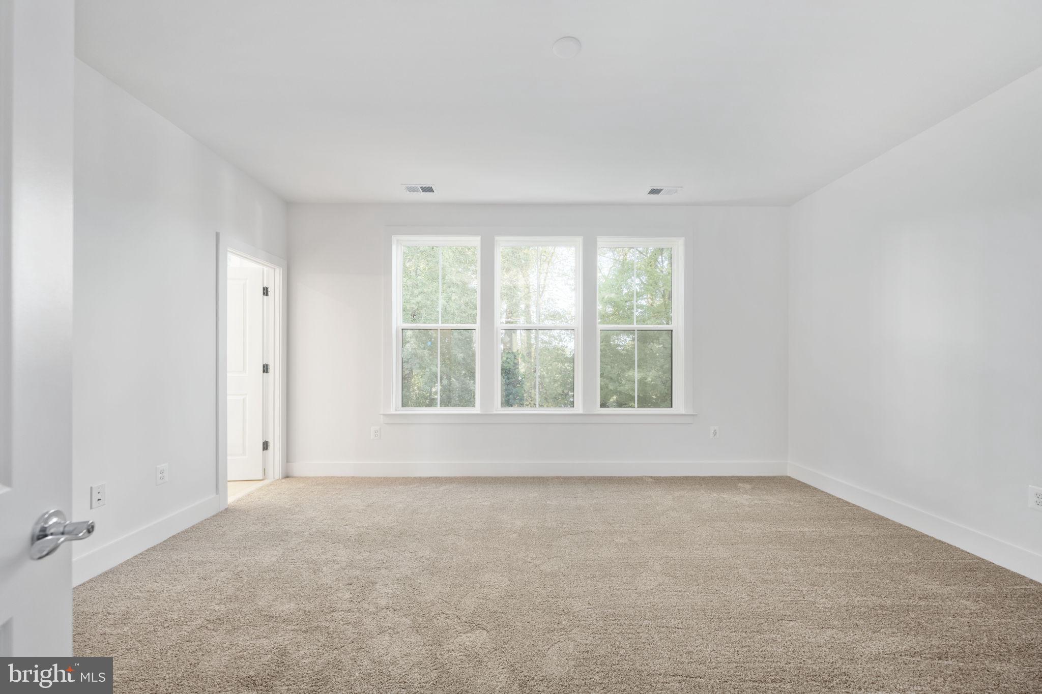 TOWNES AT LITTLE RIVER CROSSING - Residential