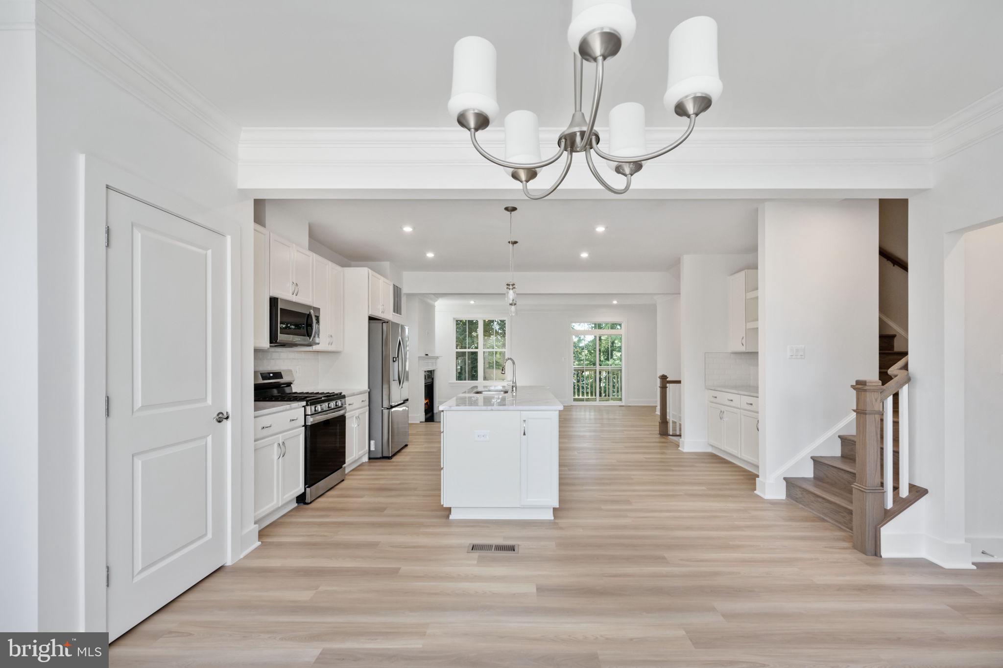 TOWNES AT LITTLE RIVER CROSSING - Residential
