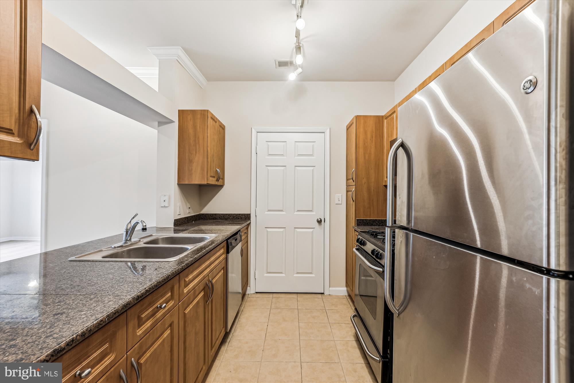 FAIRFAX COUNTY - Residential Lease