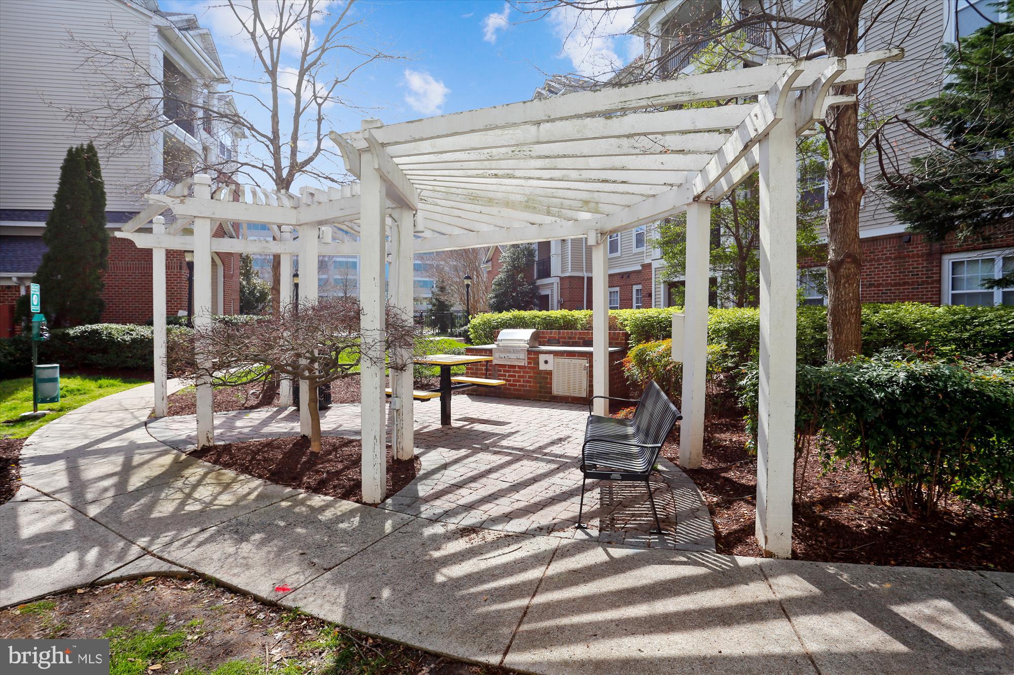 FAIRFAX COUNTY - Residential Lease