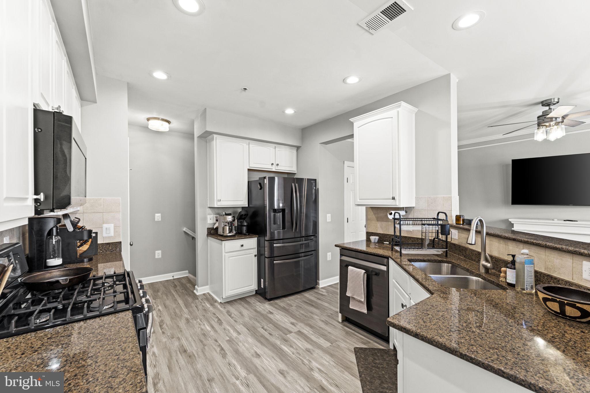 COPPERMINE CROSSING - Residential