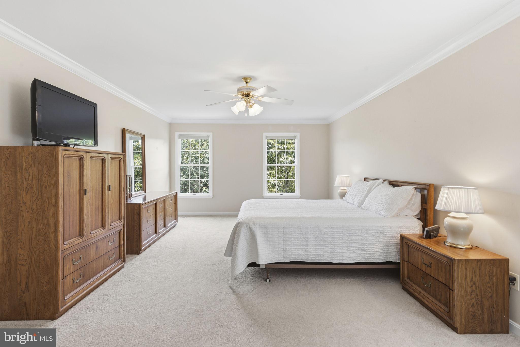 MANOR FIELDS - Residential