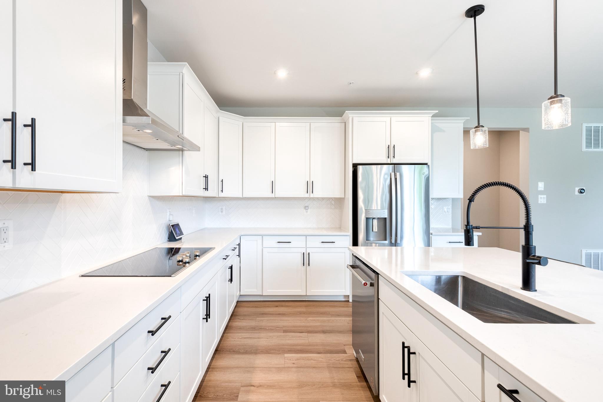 VINCENT ESTATES - Residential