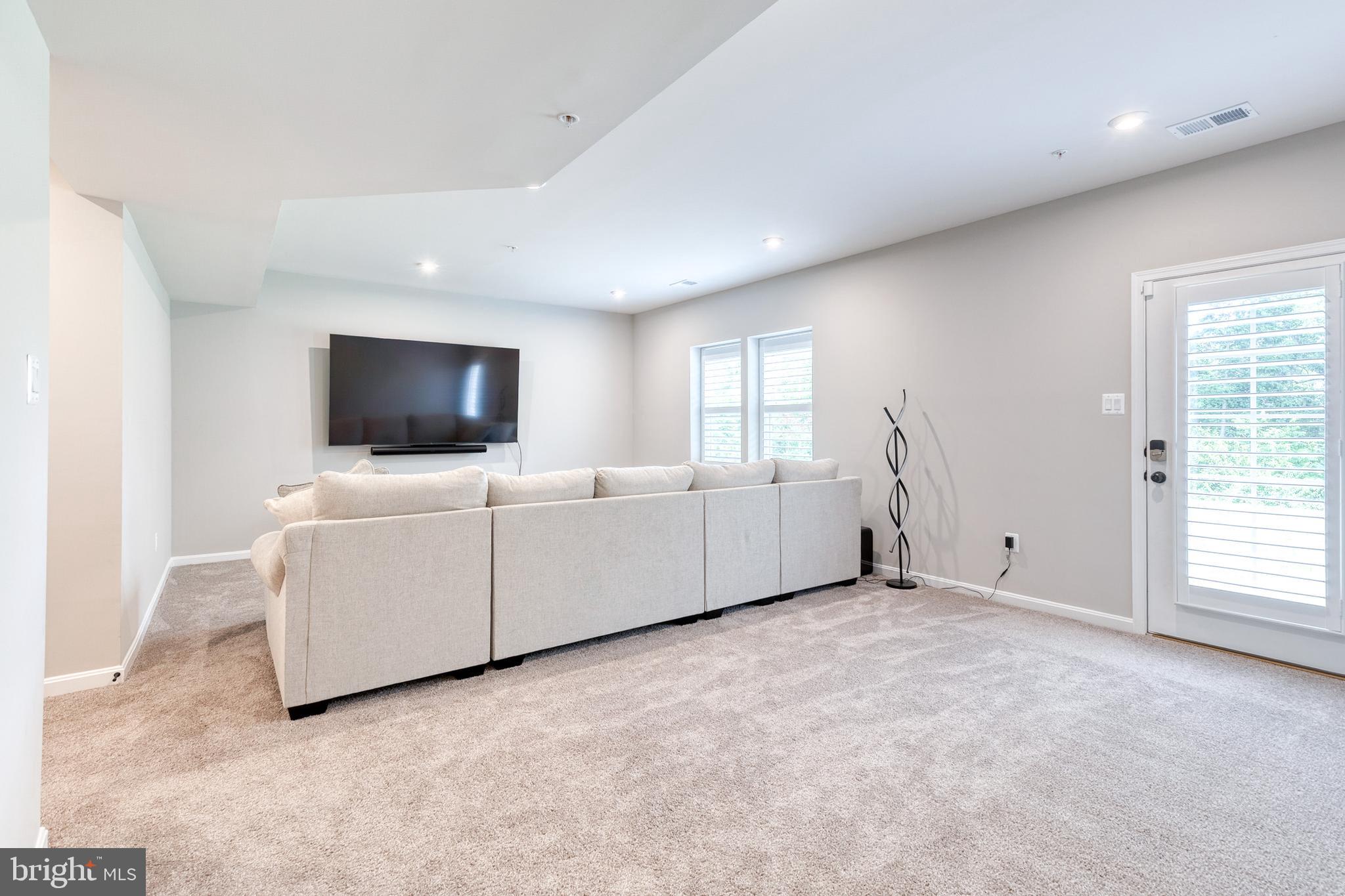 VINCENT ESTATES - Residential