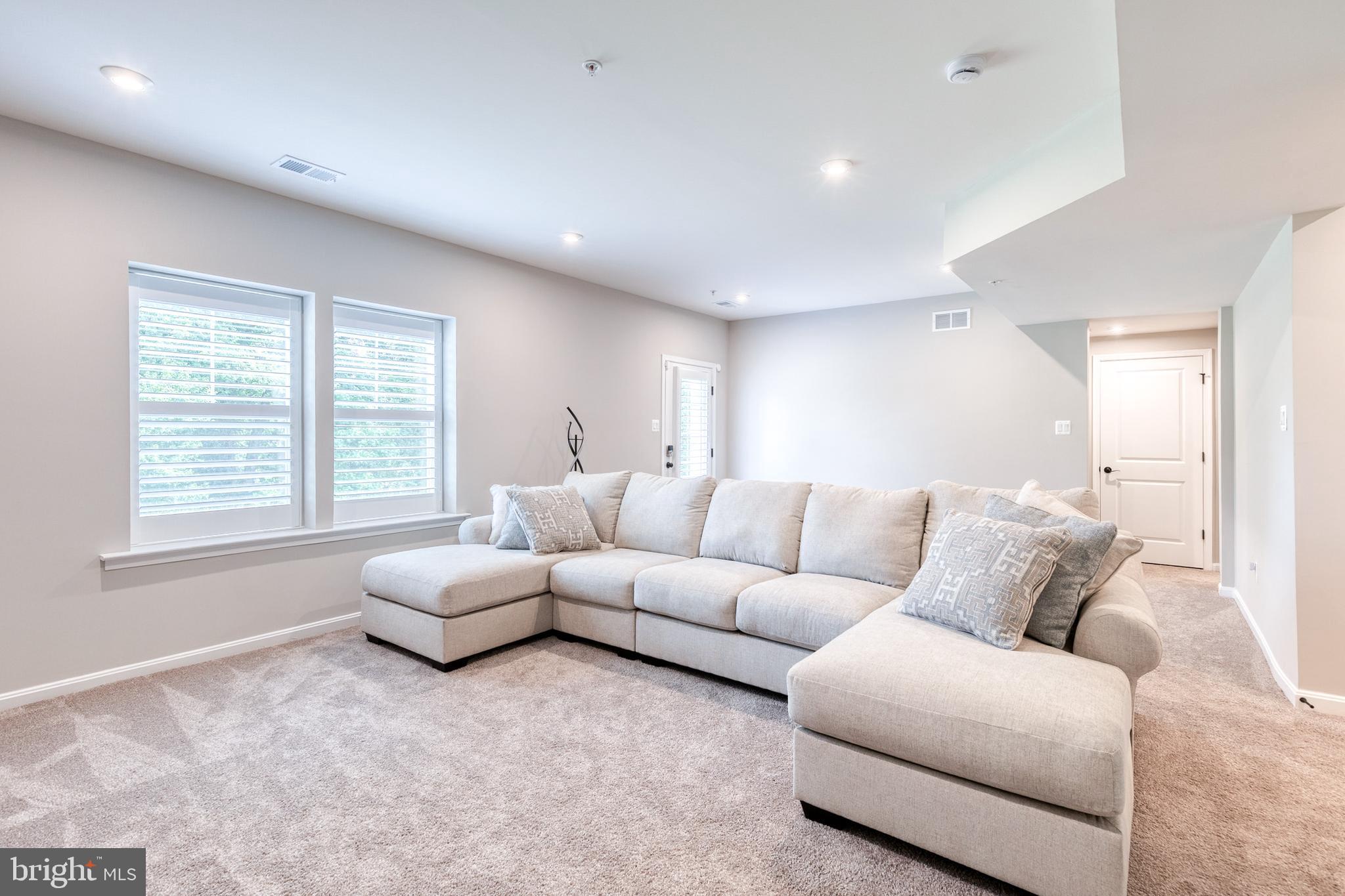 VINCENT ESTATES - Residential