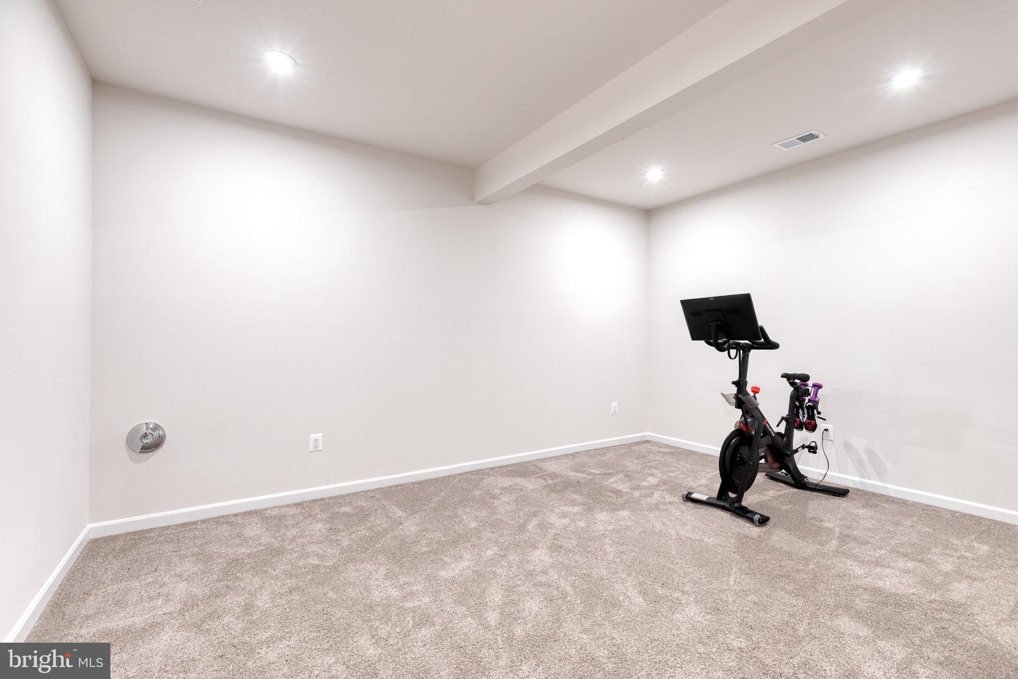VINCENT ESTATES - Residential