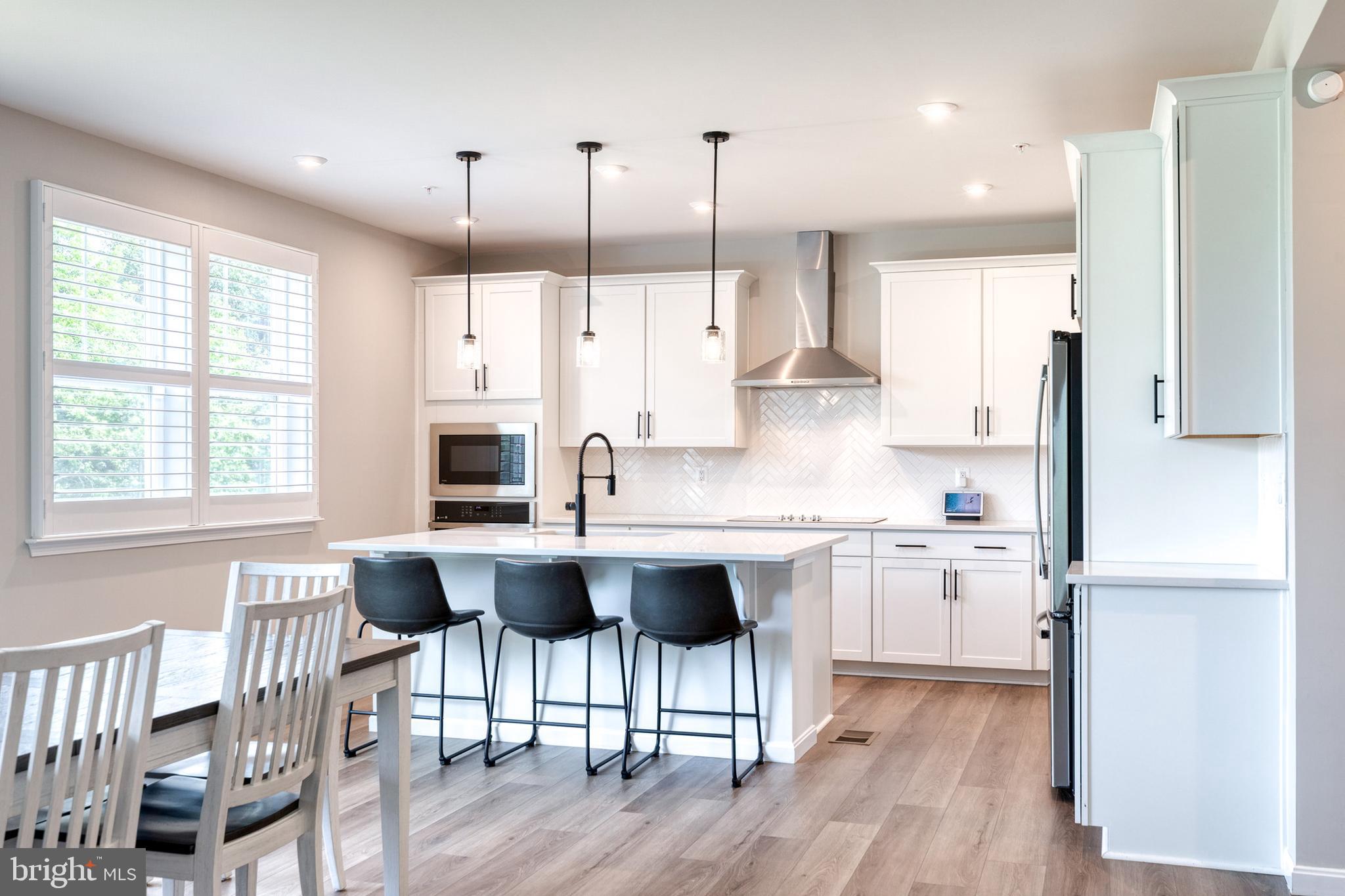 VINCENT ESTATES - Residential