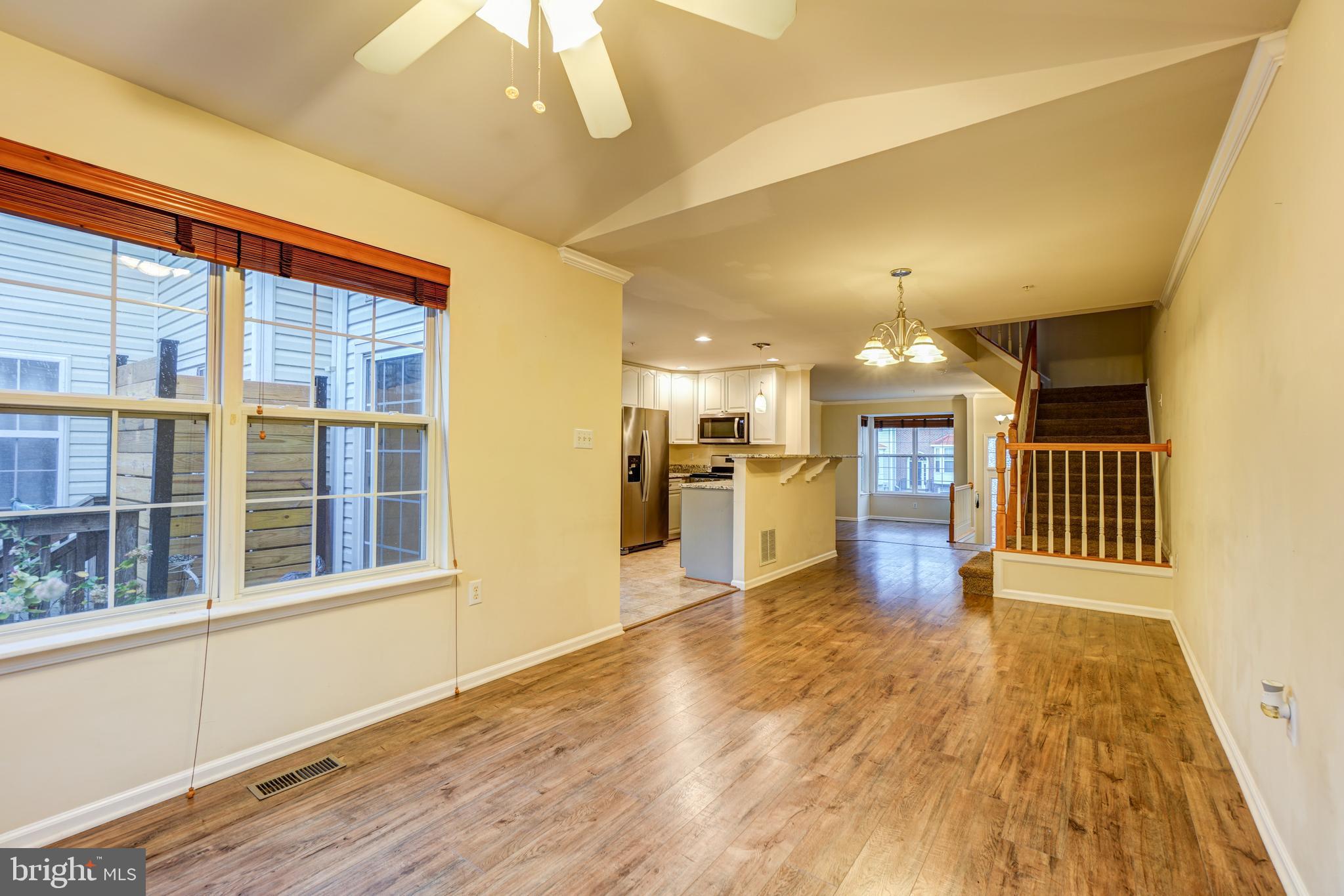 TUSCARORA KNOLLS - Residential Lease