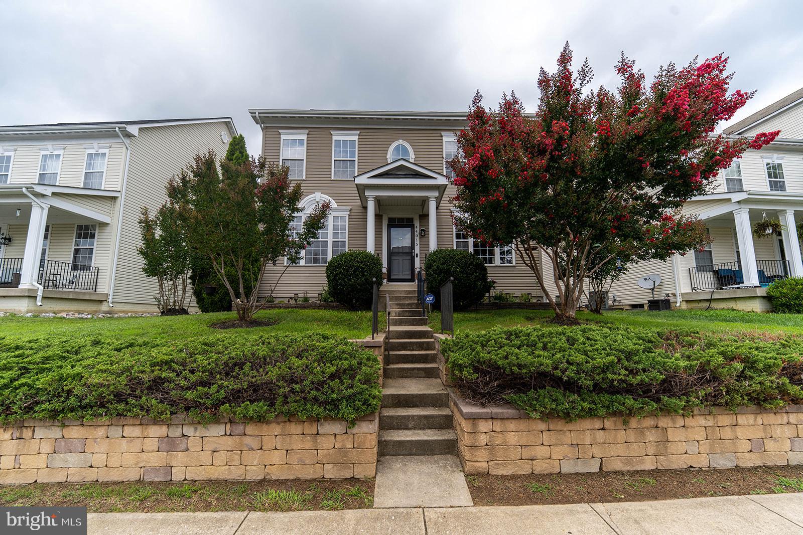 DAHLIA PARK OF WILDEWOOD - Residential