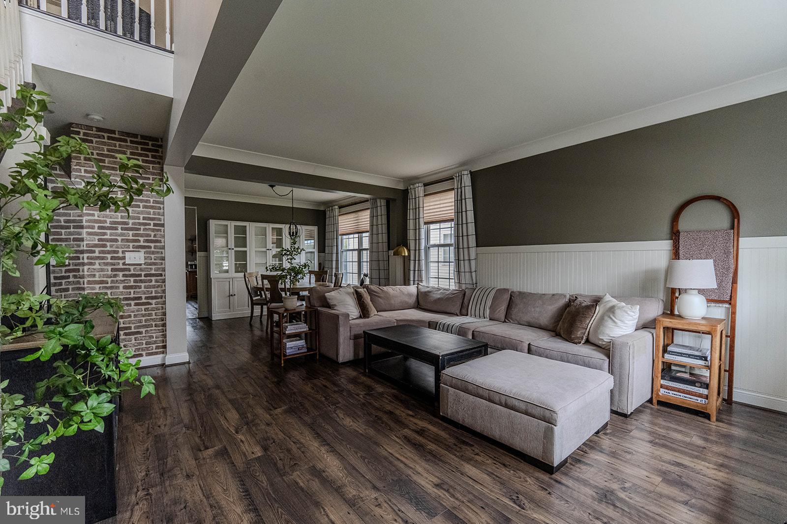 DAHLIA PARK OF WILDEWOOD - Residential