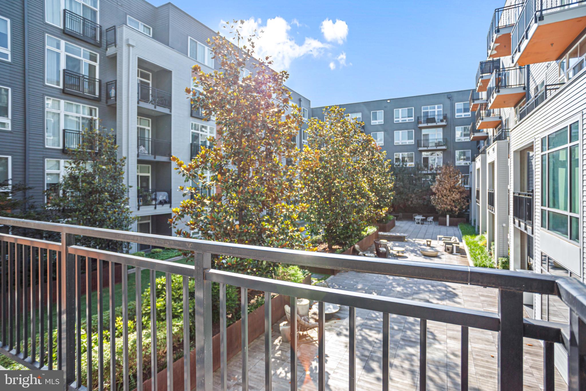 NATIONAL HARBOR - Residential