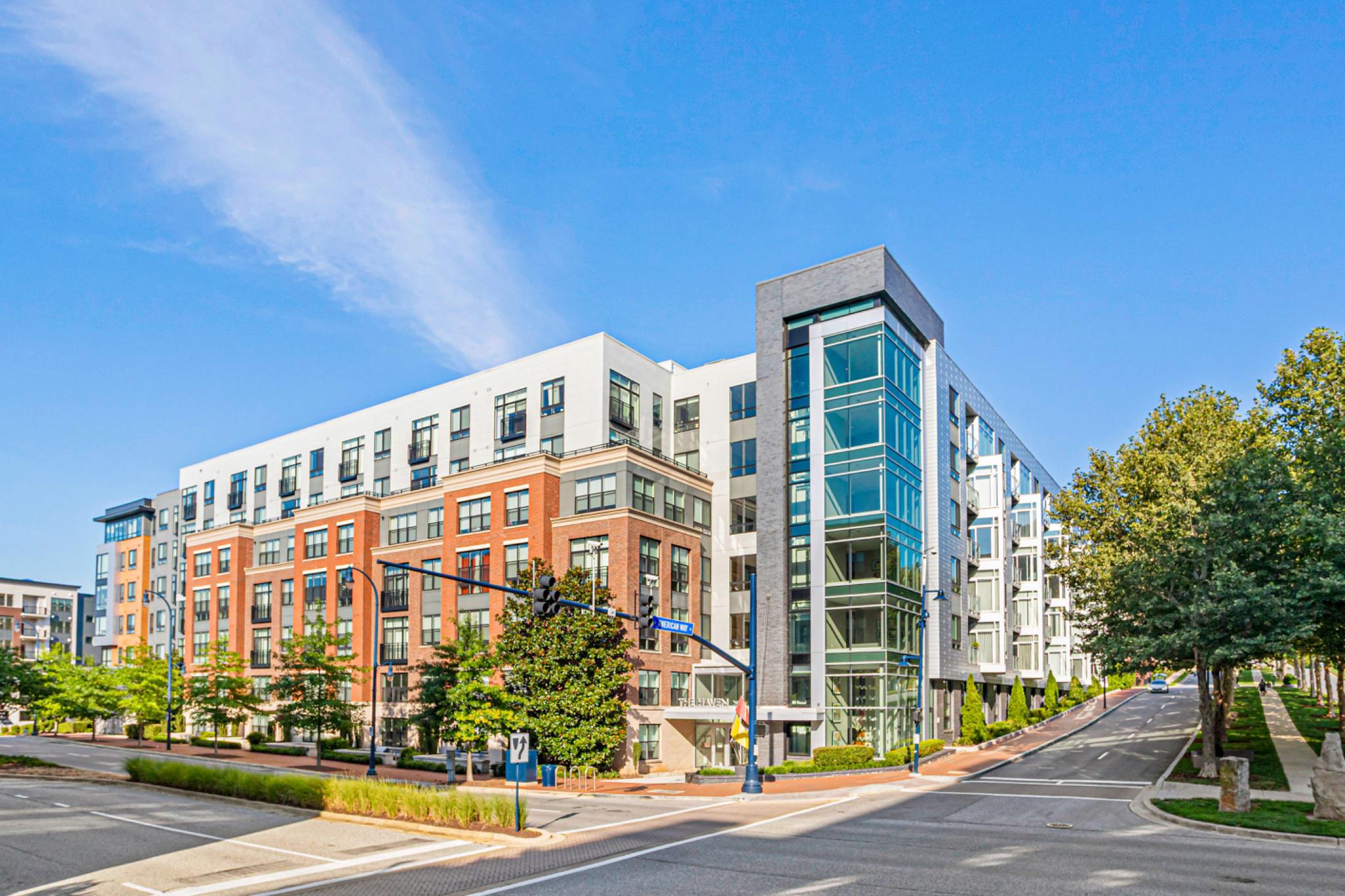 NATIONAL HARBOR - Residential